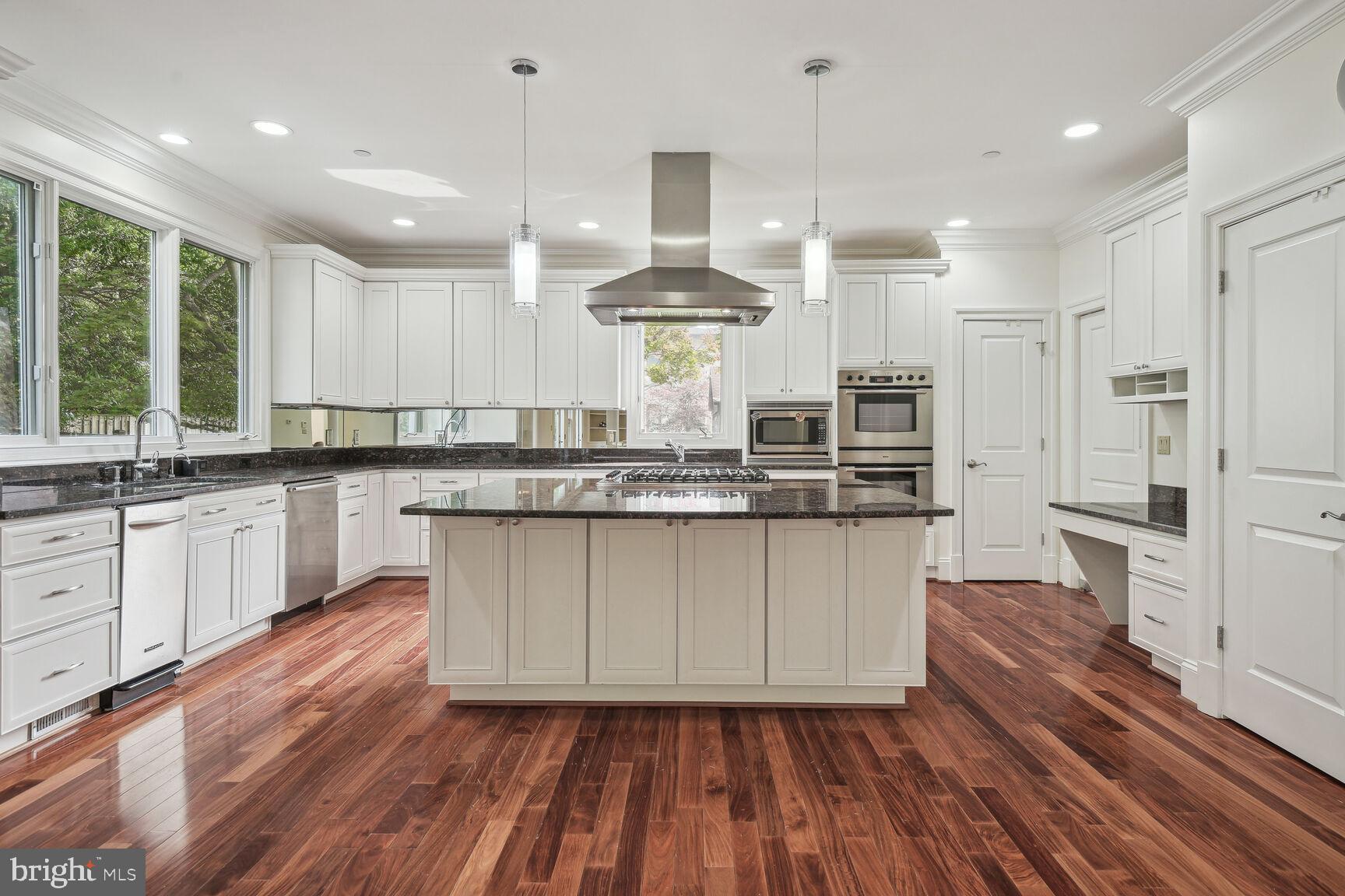 SOMERSET HEIGHTS - Residential Lease