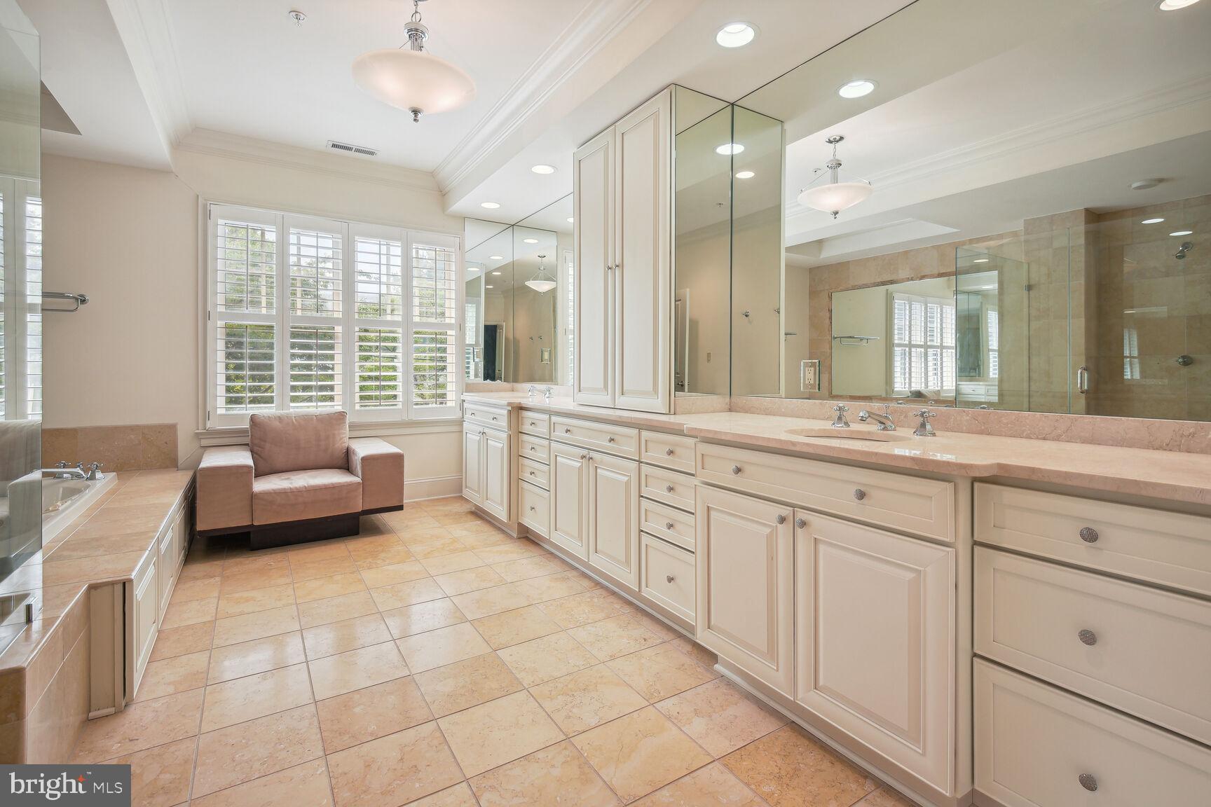 SOMERSET HEIGHTS - Residential Lease