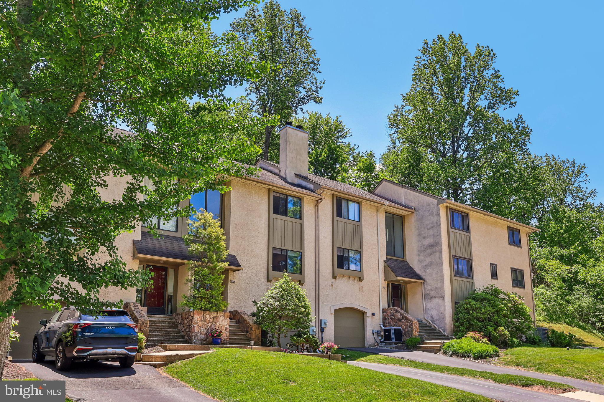 460 LYNETREE DRIVE 21-C