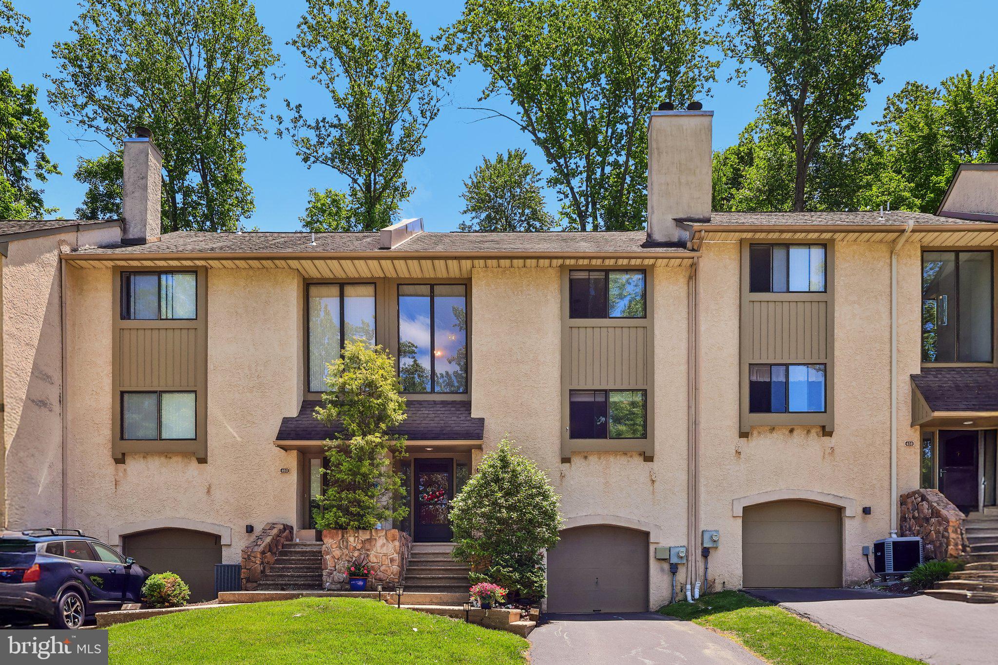 460 LYNETREE DRIVE 21-C