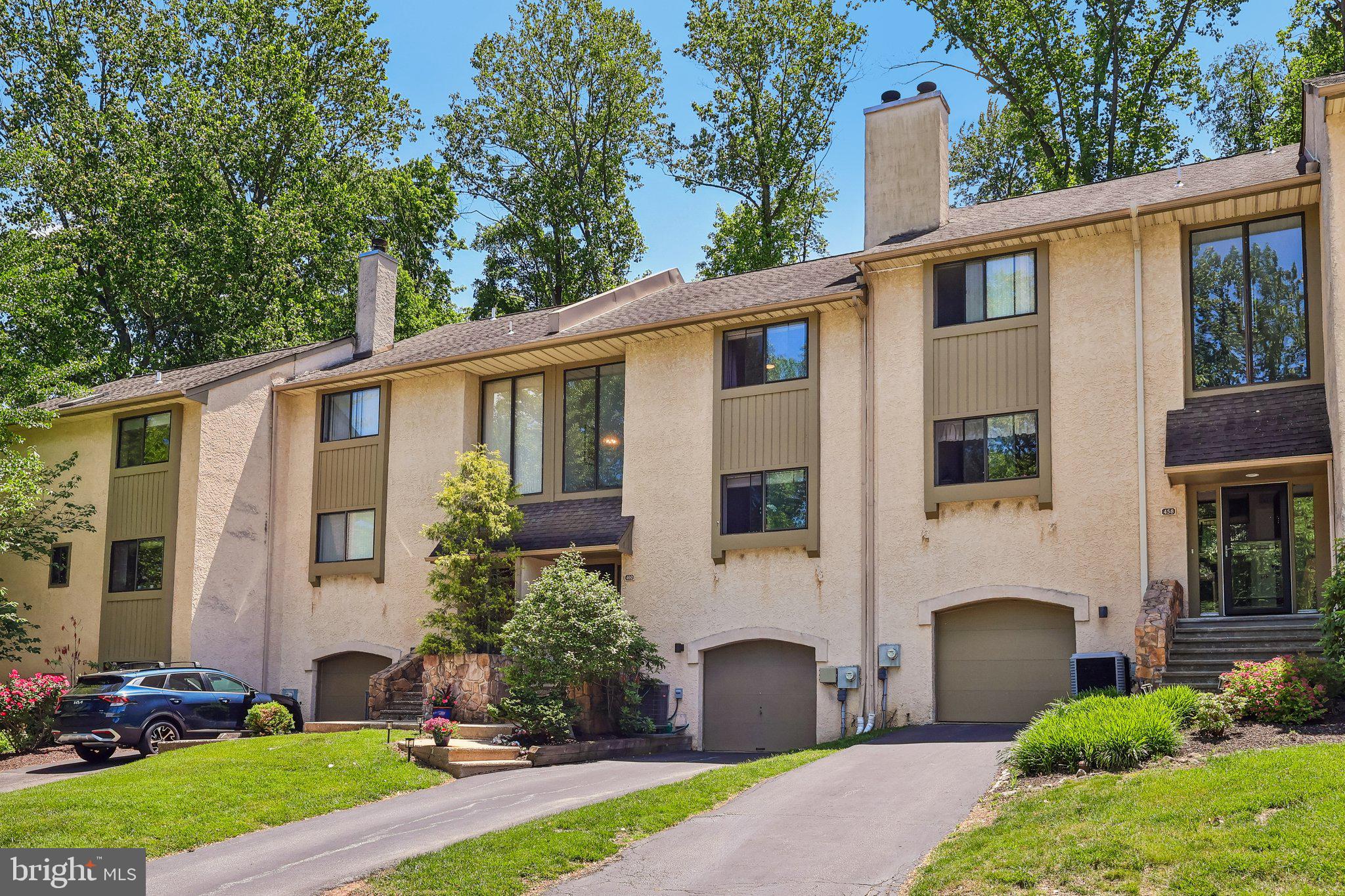 460 LYNETREE DRIVE 21-C