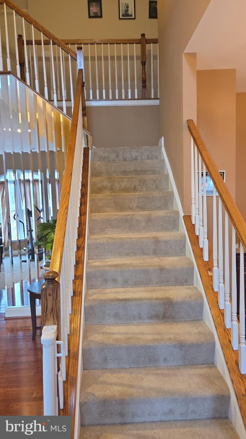 FRIENDLY HILLS - Residential