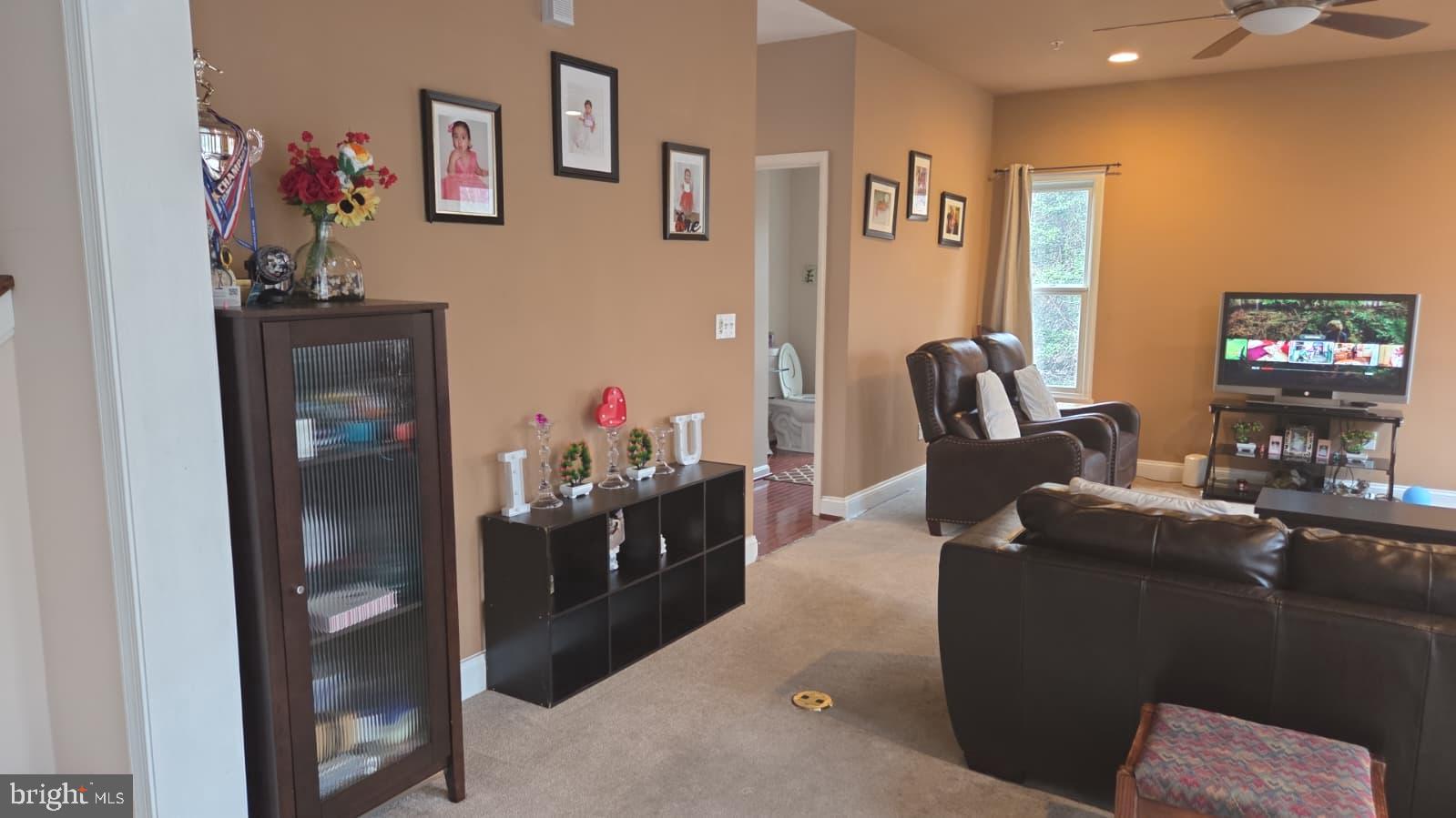 FRIENDLY HILLS - Residential