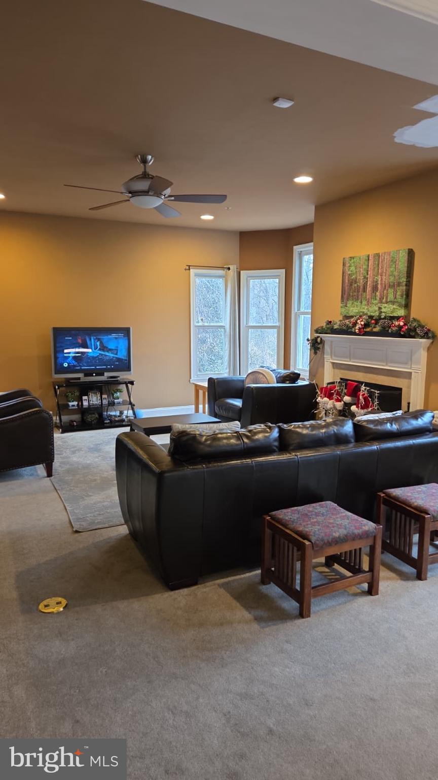 FRIENDLY HILLS - Residential