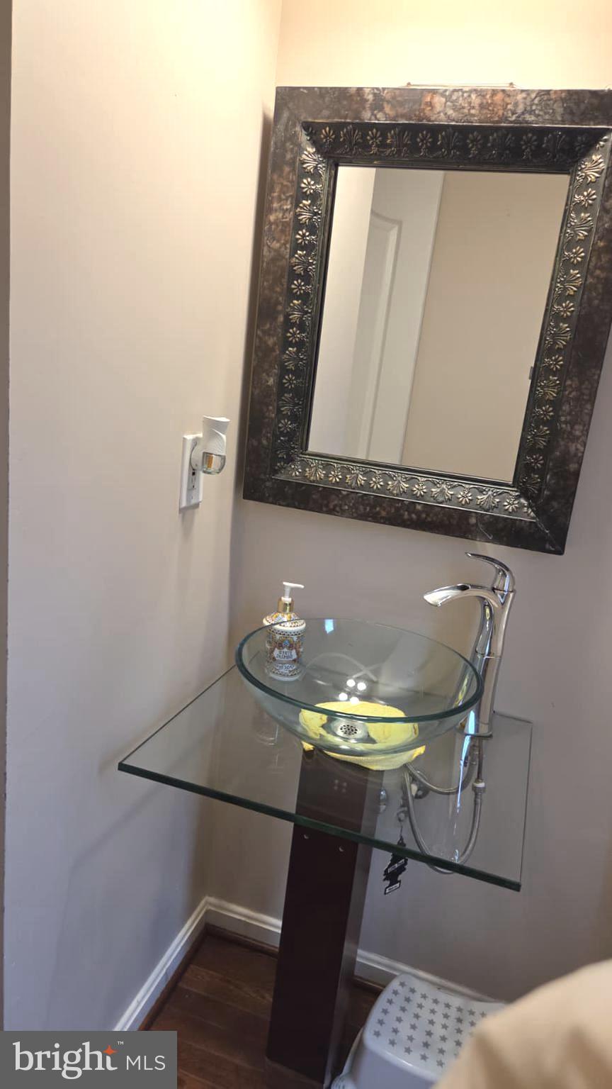 FRIENDLY HILLS - Residential