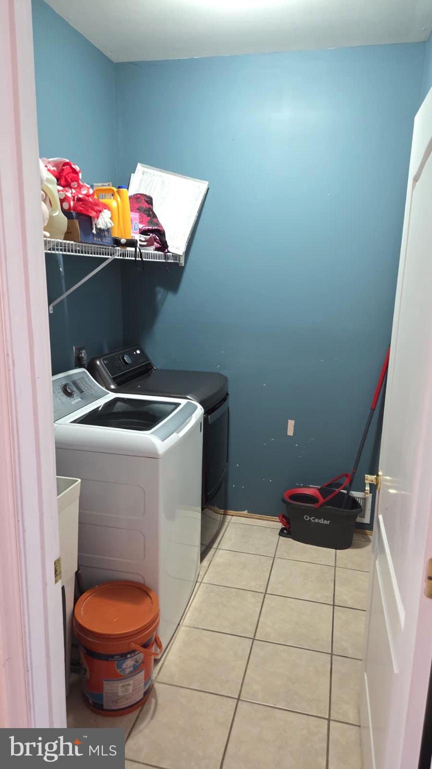 FRIENDLY HILLS - Residential