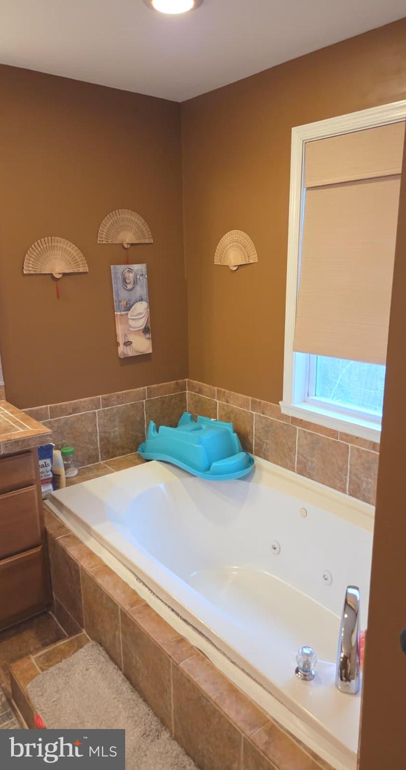 FRIENDLY HILLS - Residential