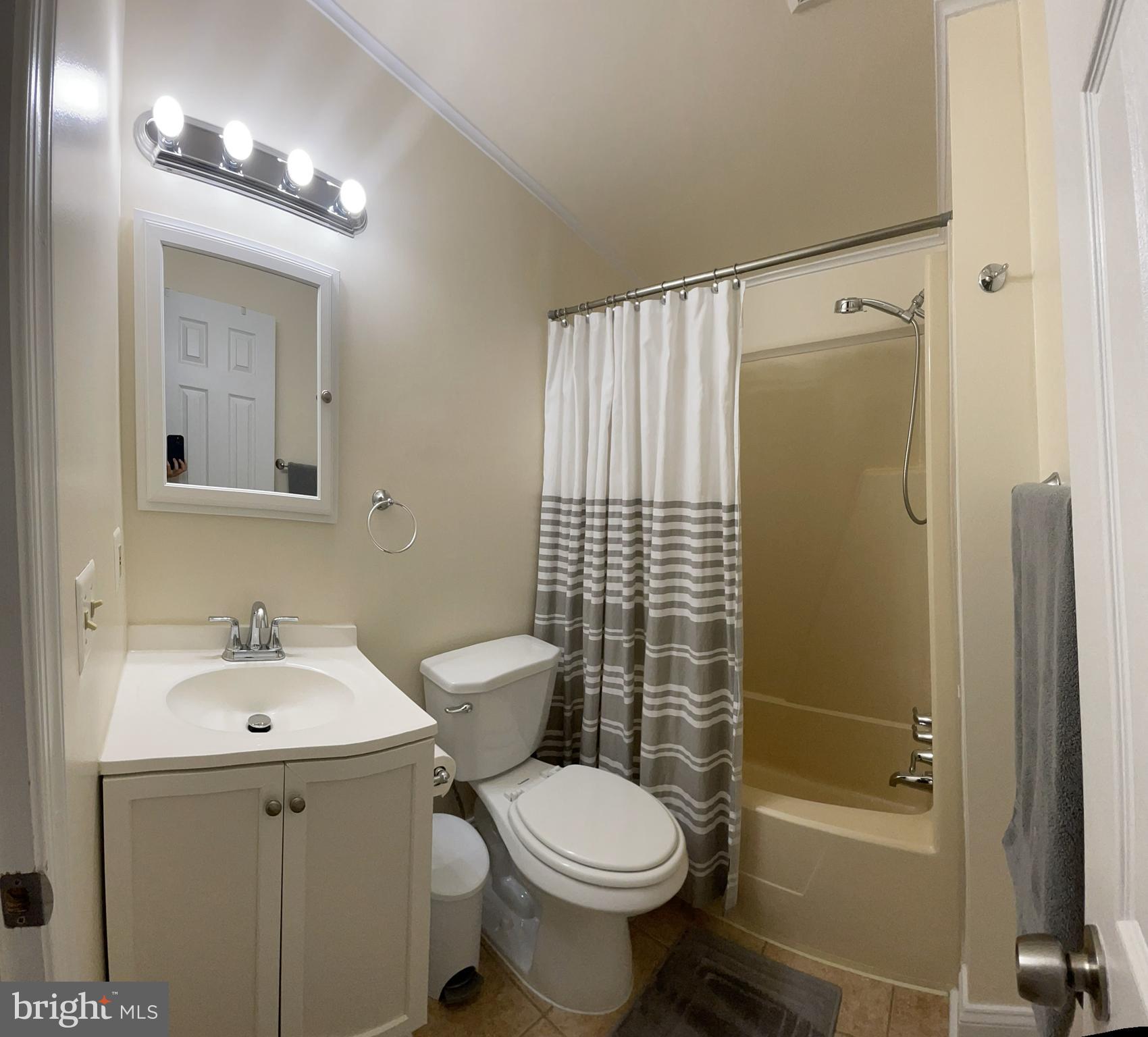 UNIONVILLE - Residential