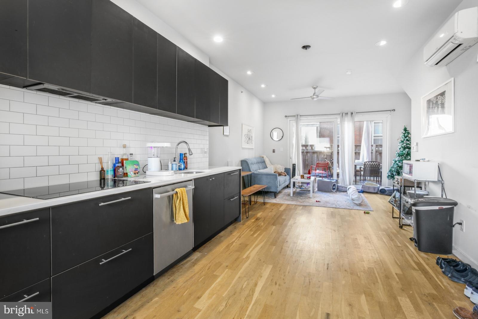 FISHTOWN - Residential Lease