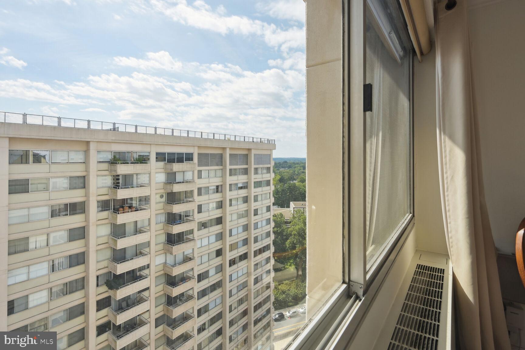 FRIENDSHIP HEIGHTS - Residential