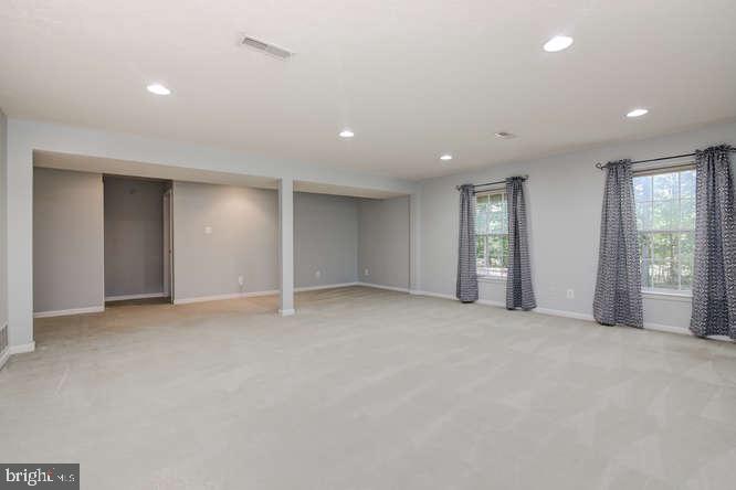 PATRIOTS GLEN - Residential