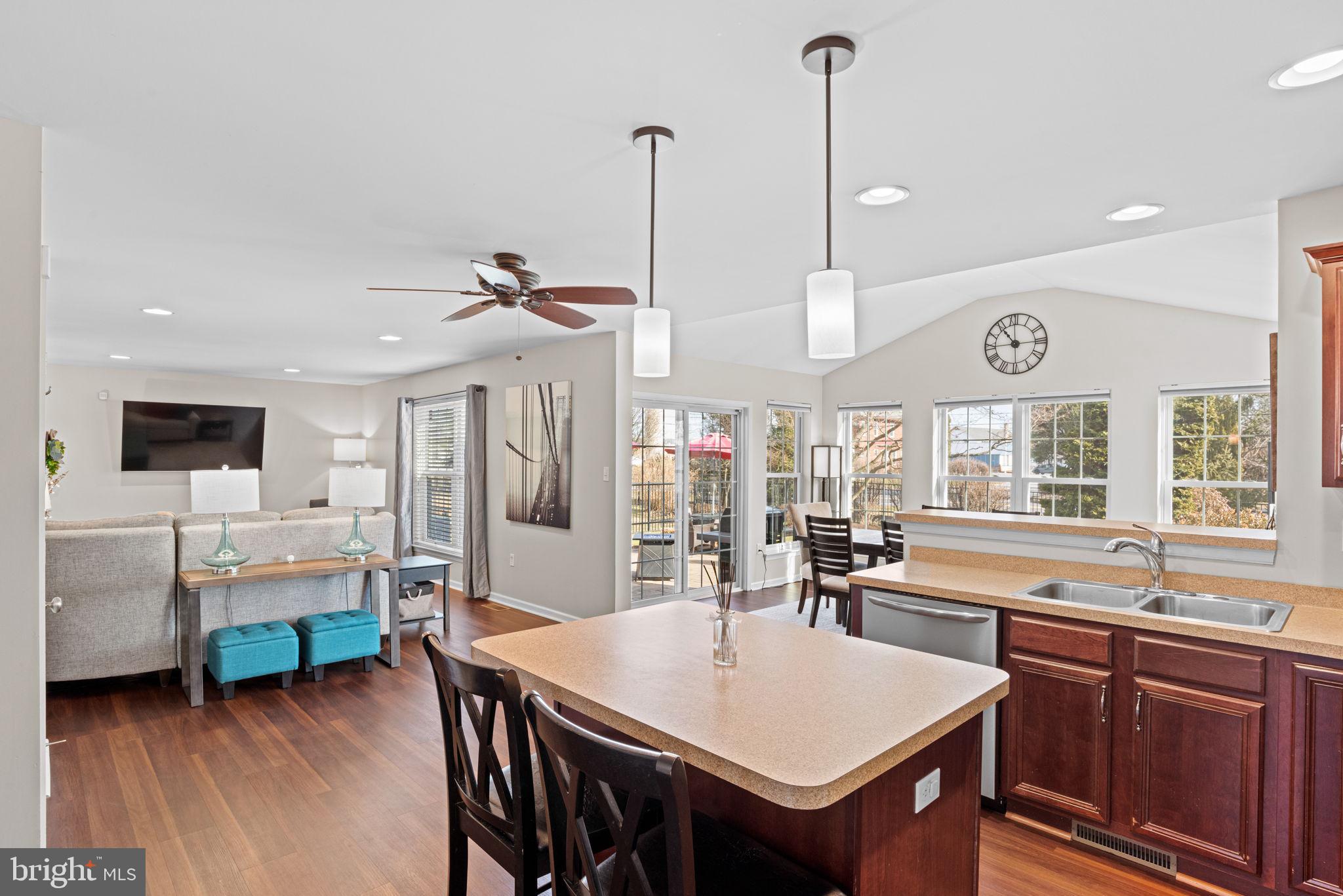 ARBOR GREENE - Residential