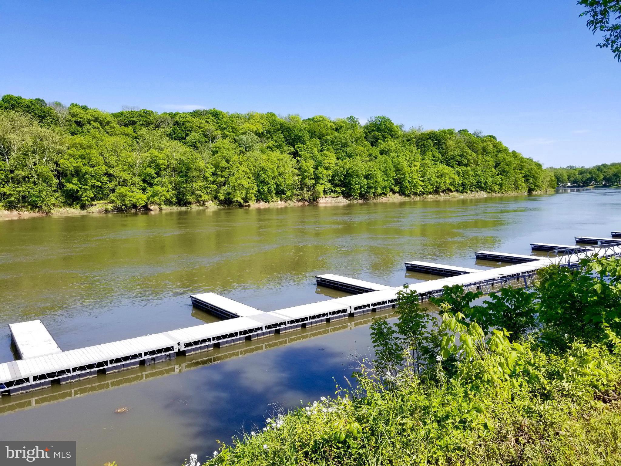 CROSSINGS ON THE POTOMAC - Residential