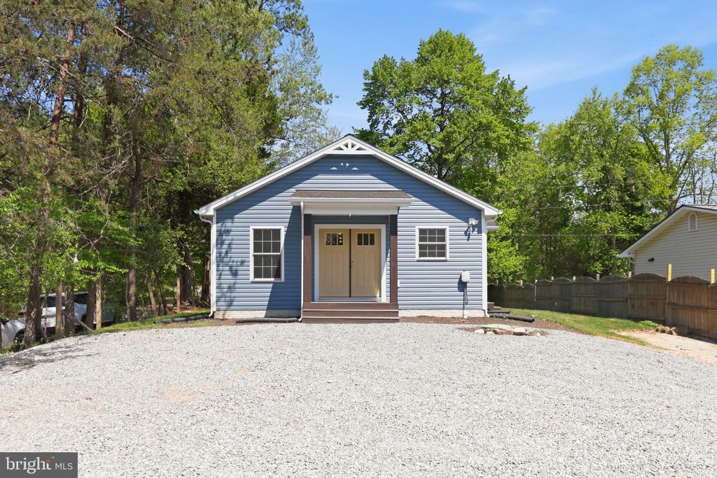 Photo of 57 Morton Road, FREDERICKSBURG, VA 22405 (MLS # VAST2048312)