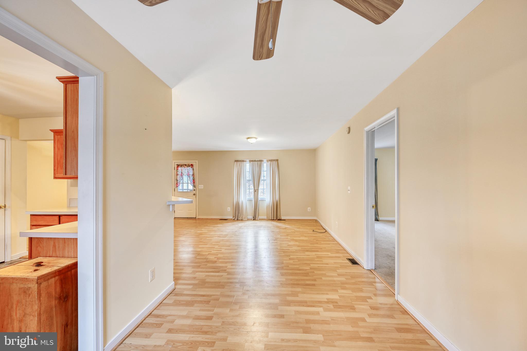 LAKE CAROLINE - Residential