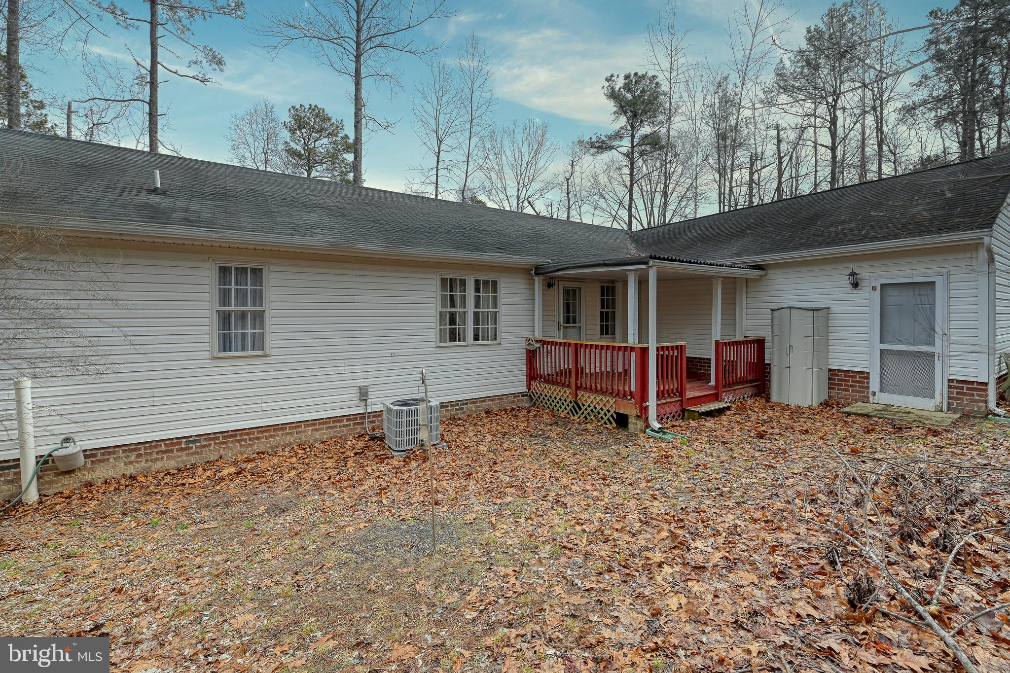 LAKE CAROLINE - Residential