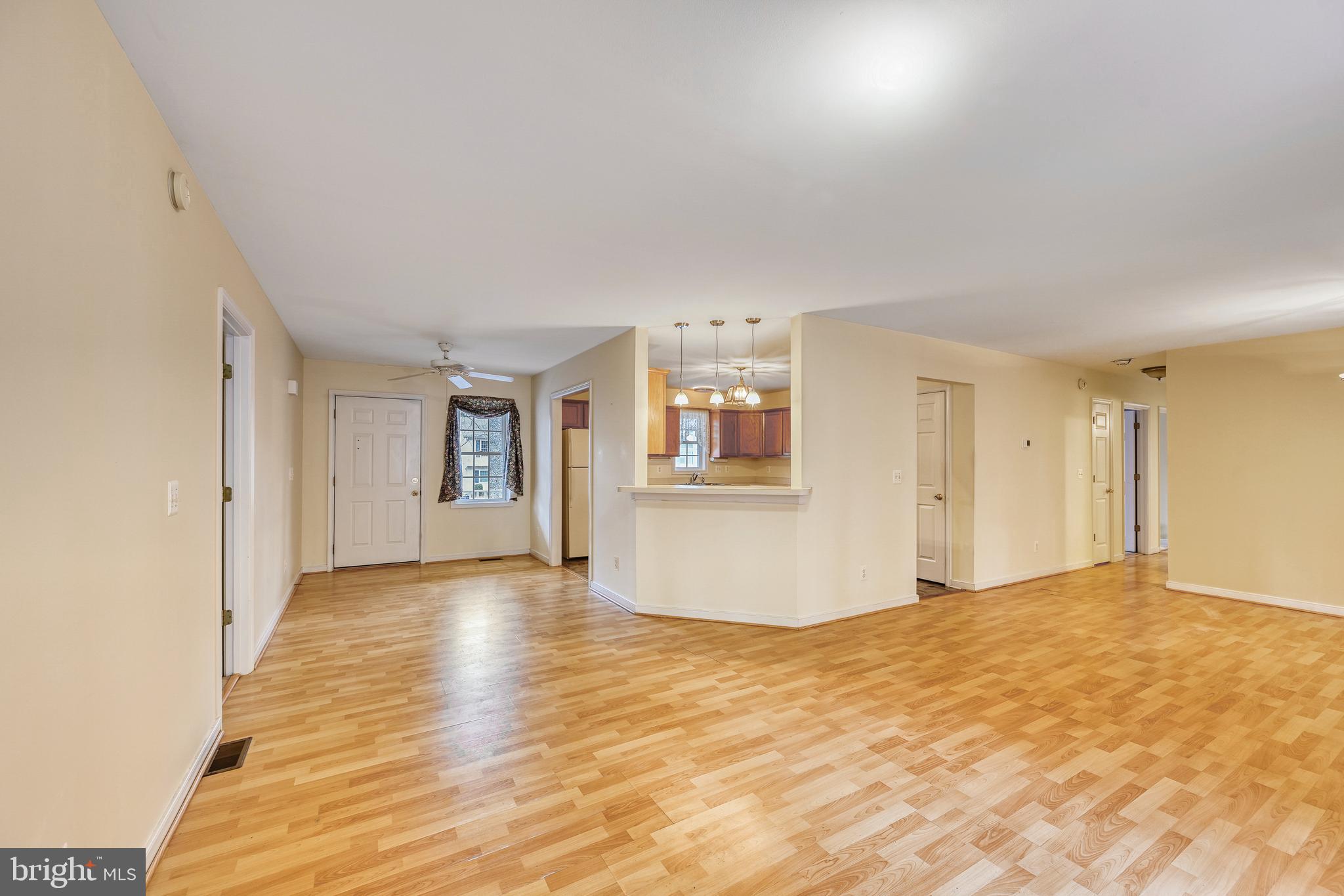 LAKE CAROLINE - Residential