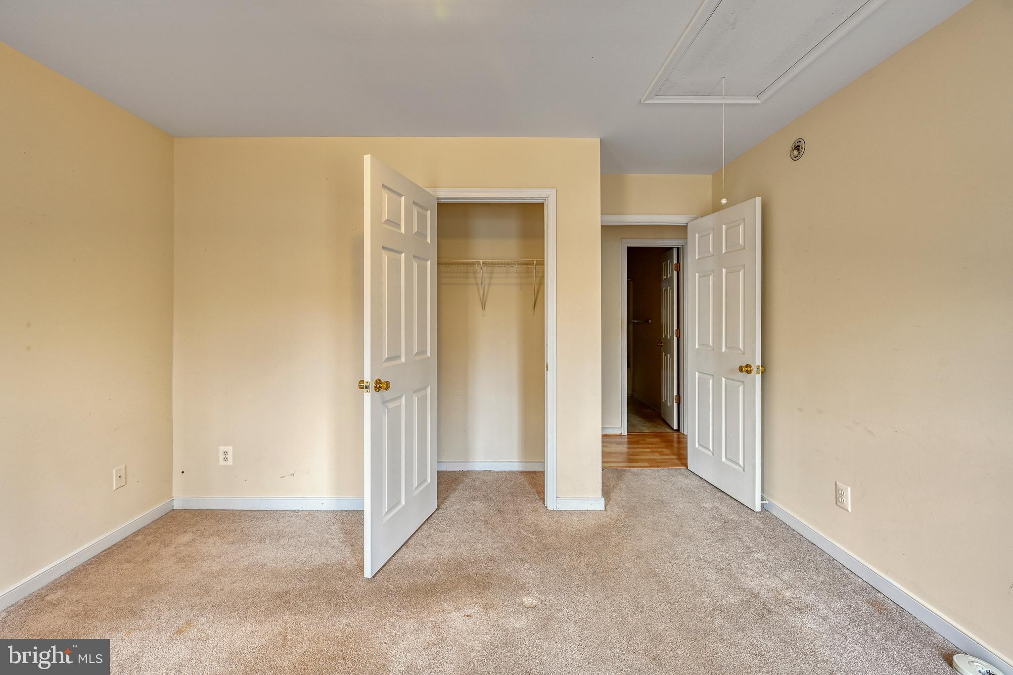 LAKE CAROLINE - Residential