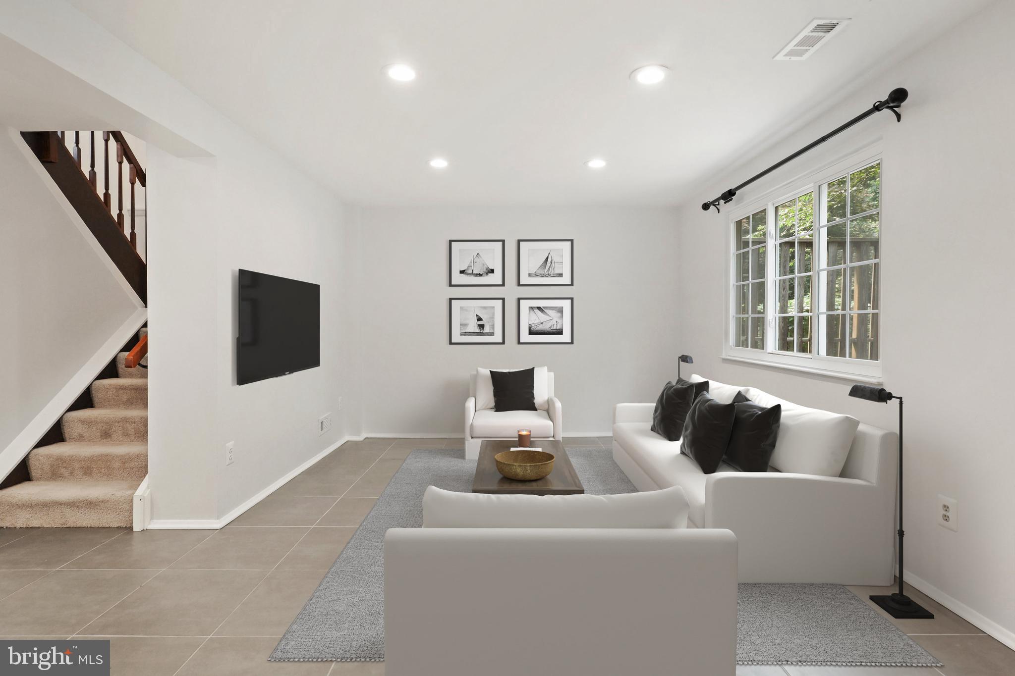 RESTON - Residential