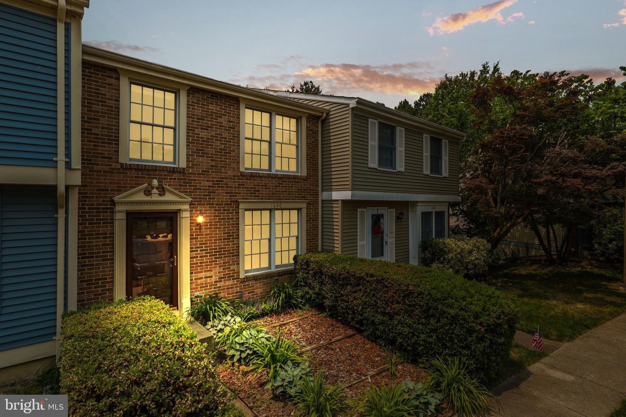 RESTON - Residential