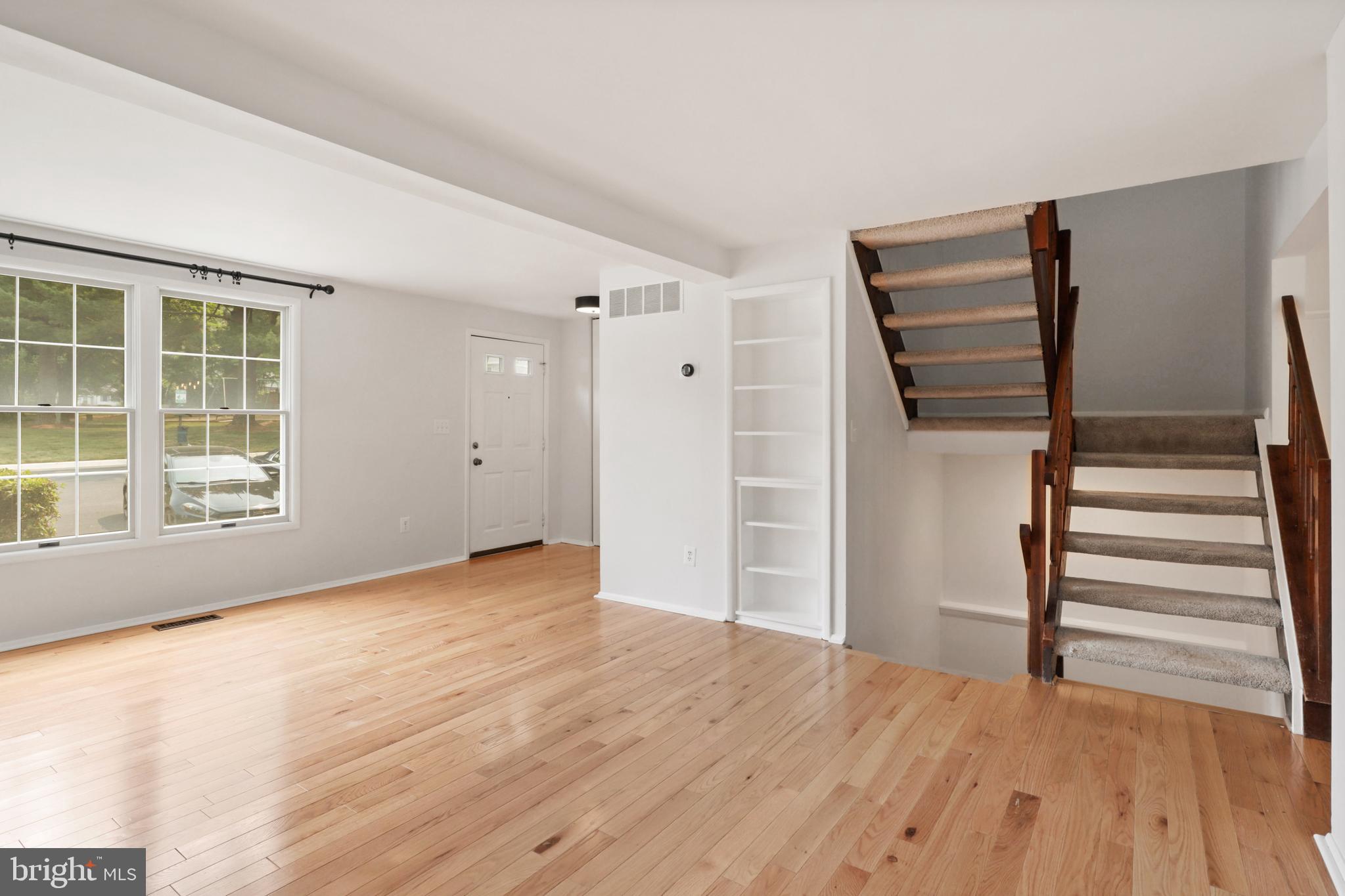 RESTON - Residential