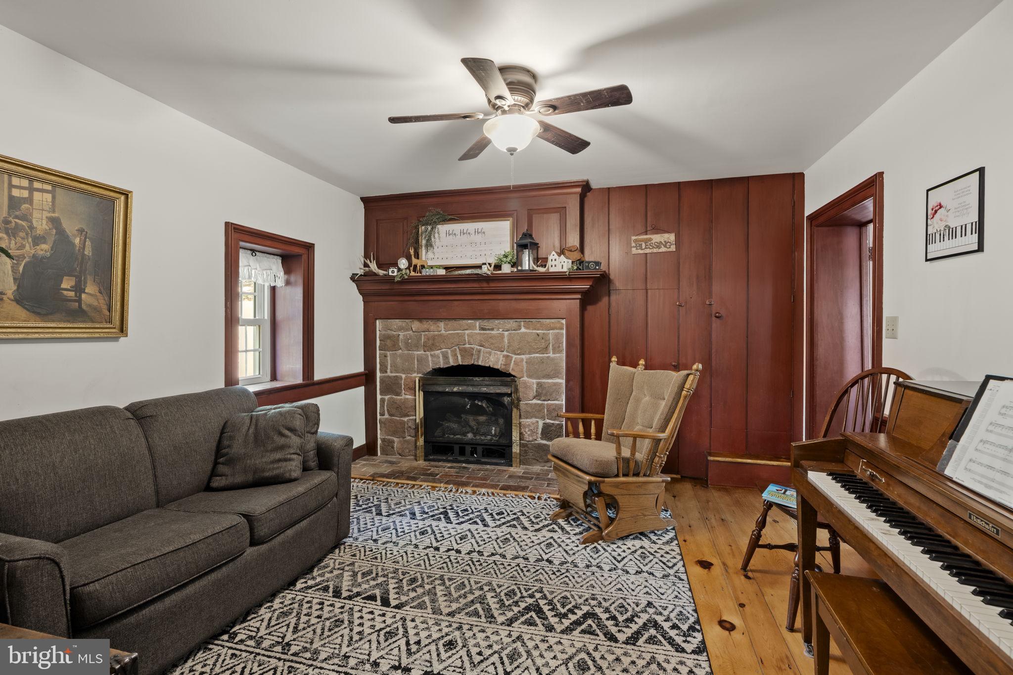 EAST COCALICO TWP - Residential