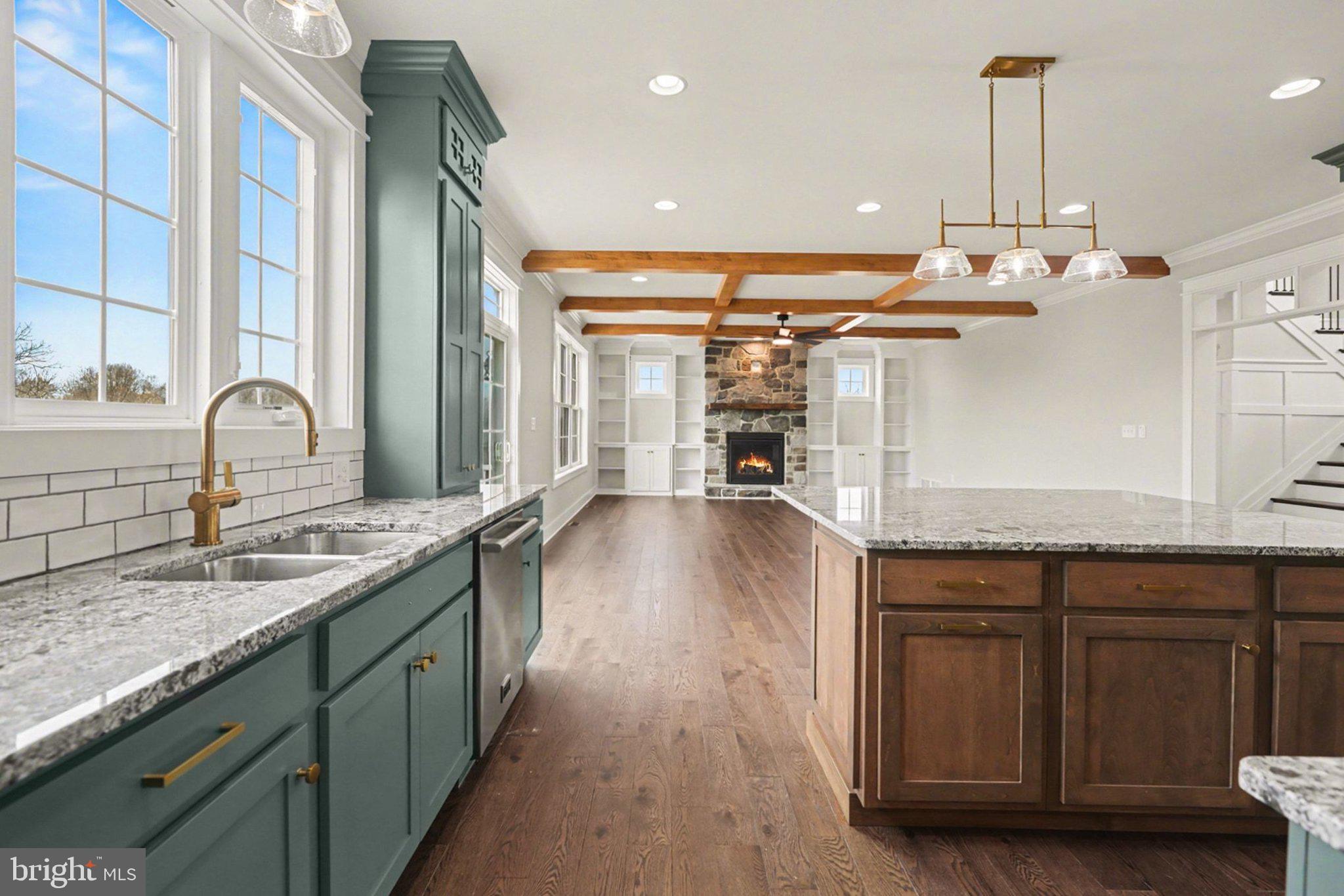 OAK HILL - Residential