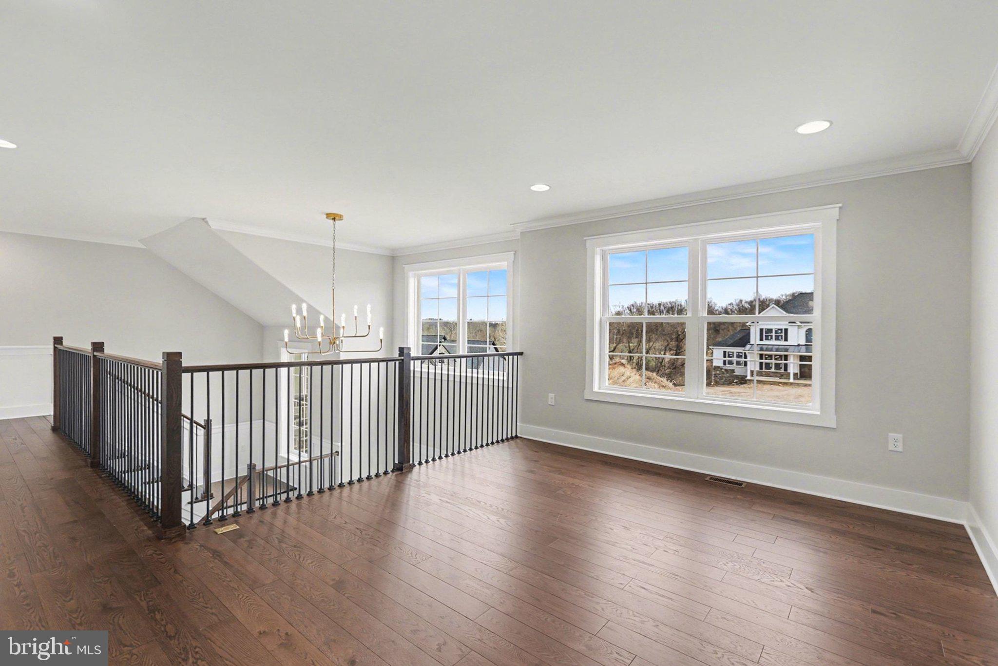 OAK HILL - Residential