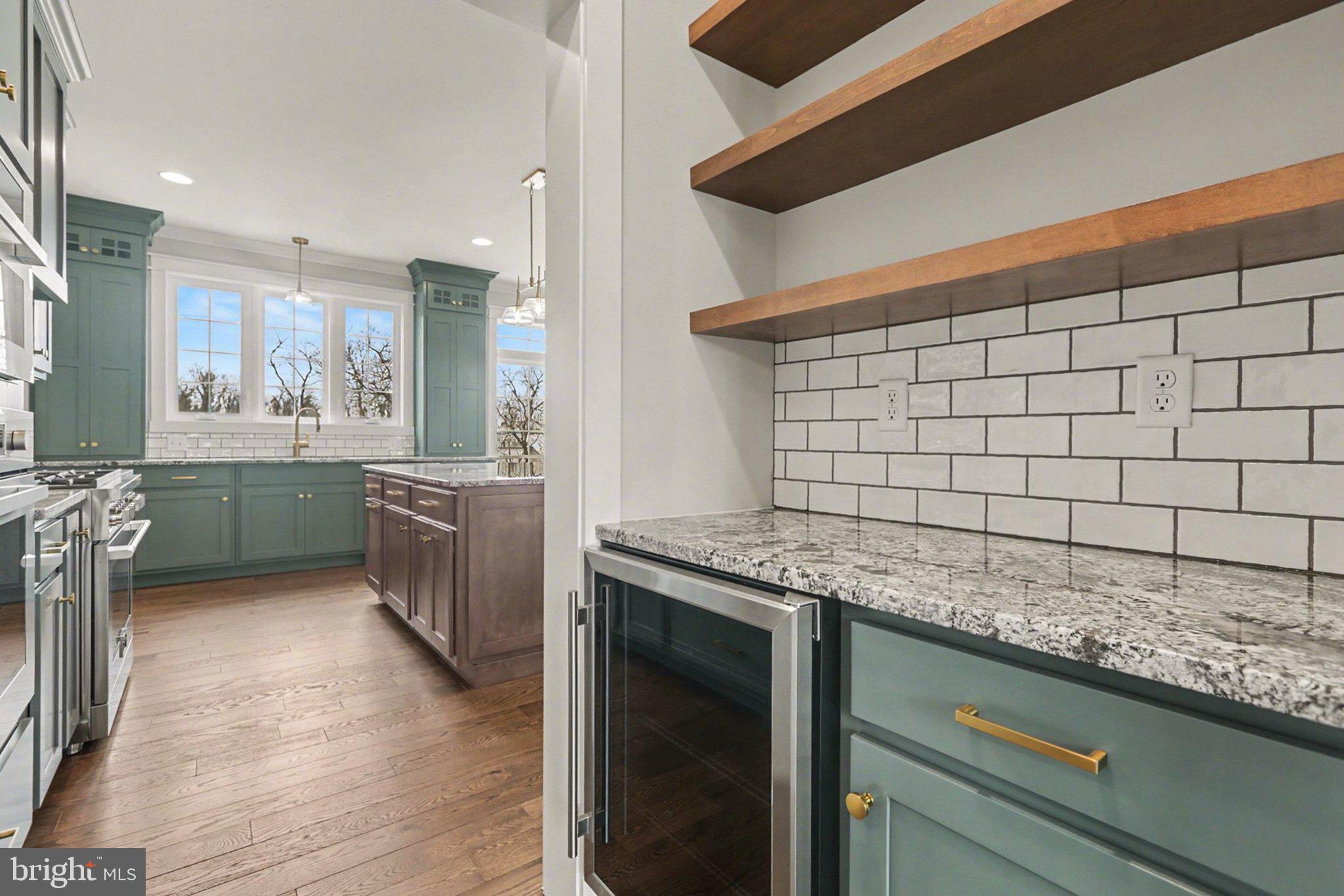 OAK HILL - Residential