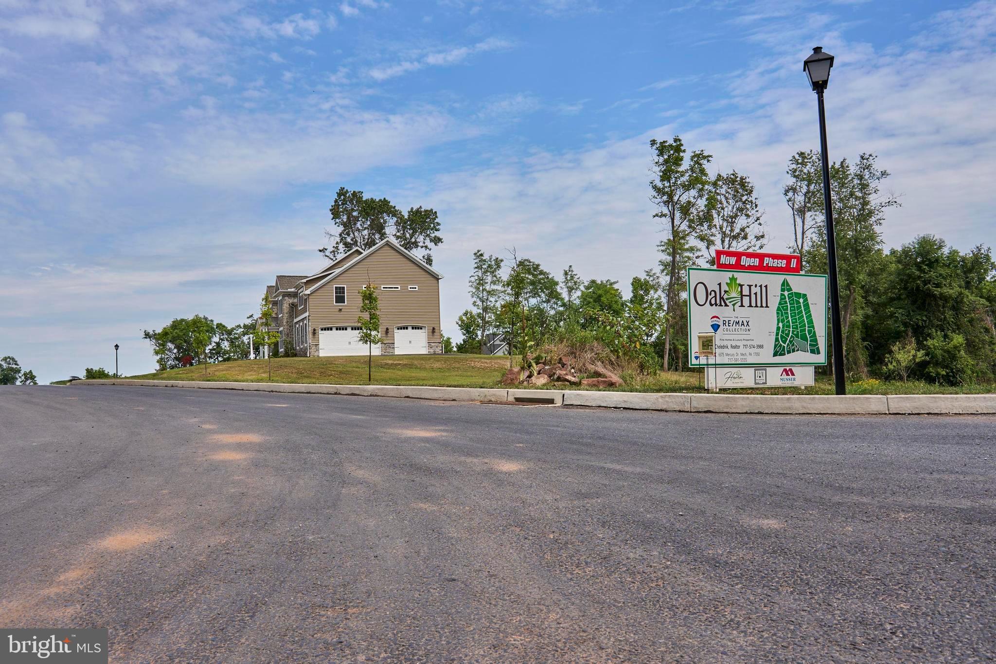 OAK HILL - Residential