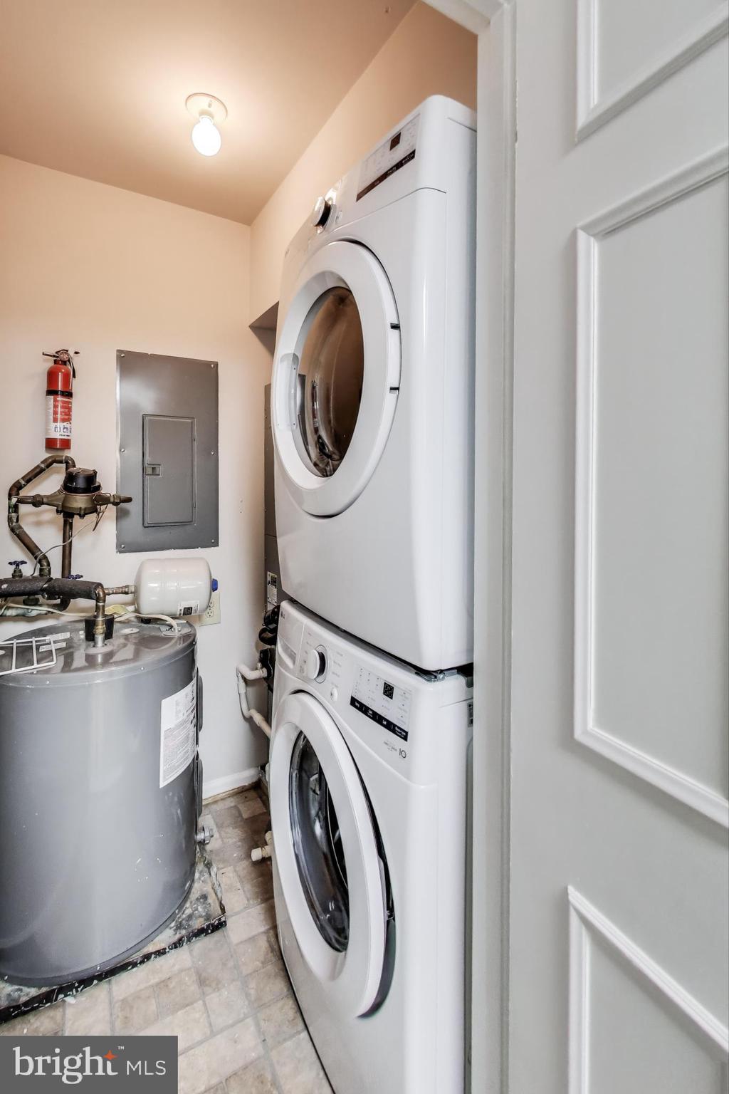 WATERS HOUSE - Residential Lease