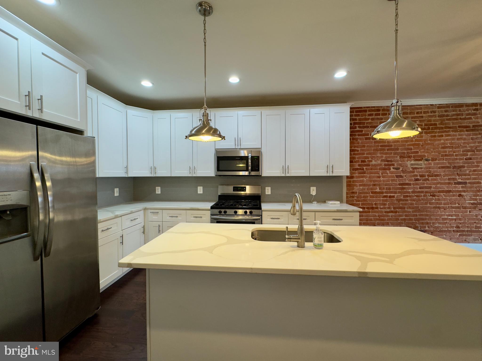 PATTERSON PARK - Residential Lease