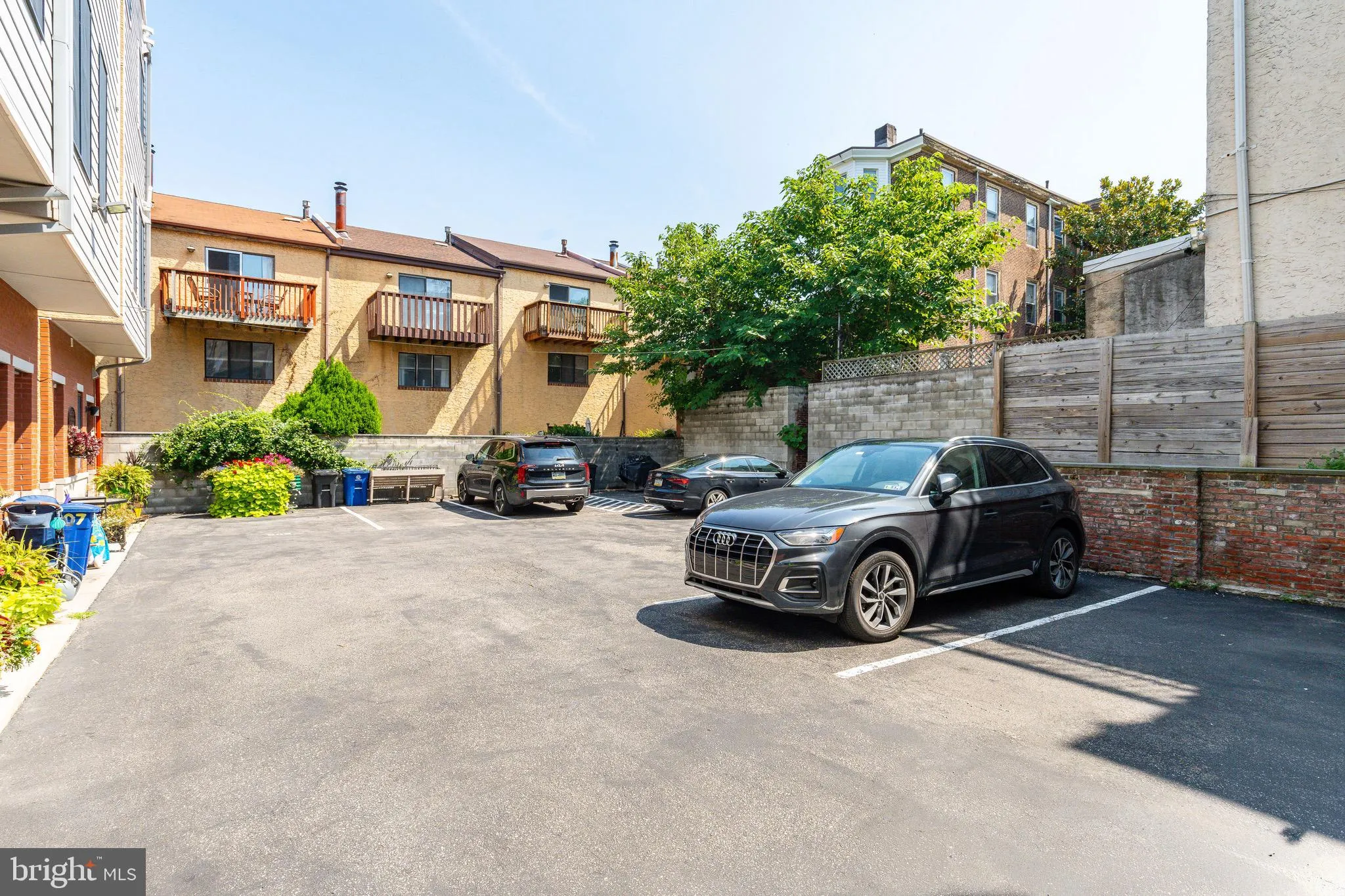 Philadelphia, Pennsylvania 19130, United States, 3 Bedrooms Bedrooms, ,4 BathroomsBathrooms,Residential,Contingent,184882