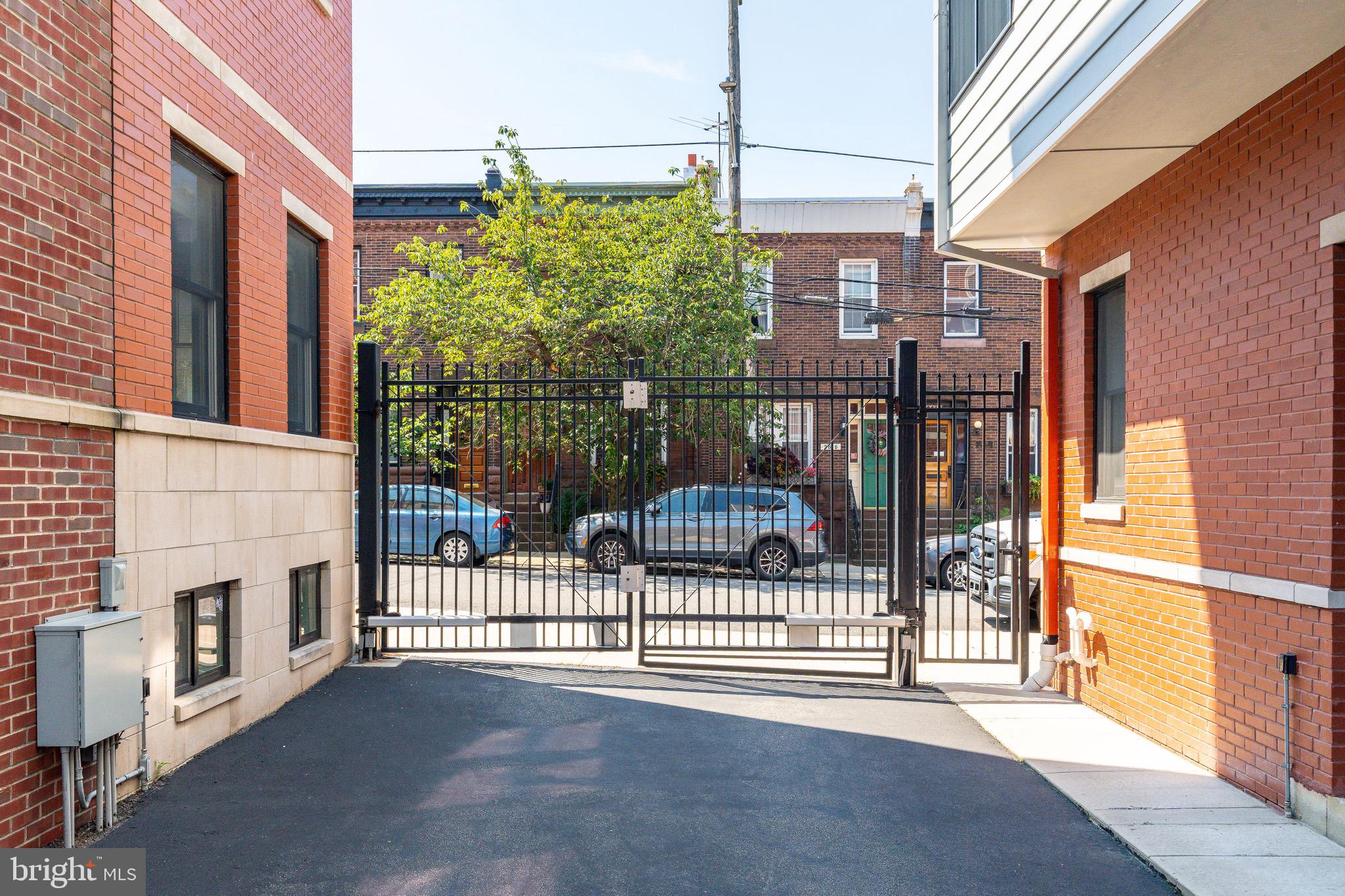 ART MUSEUM AREA - Residential