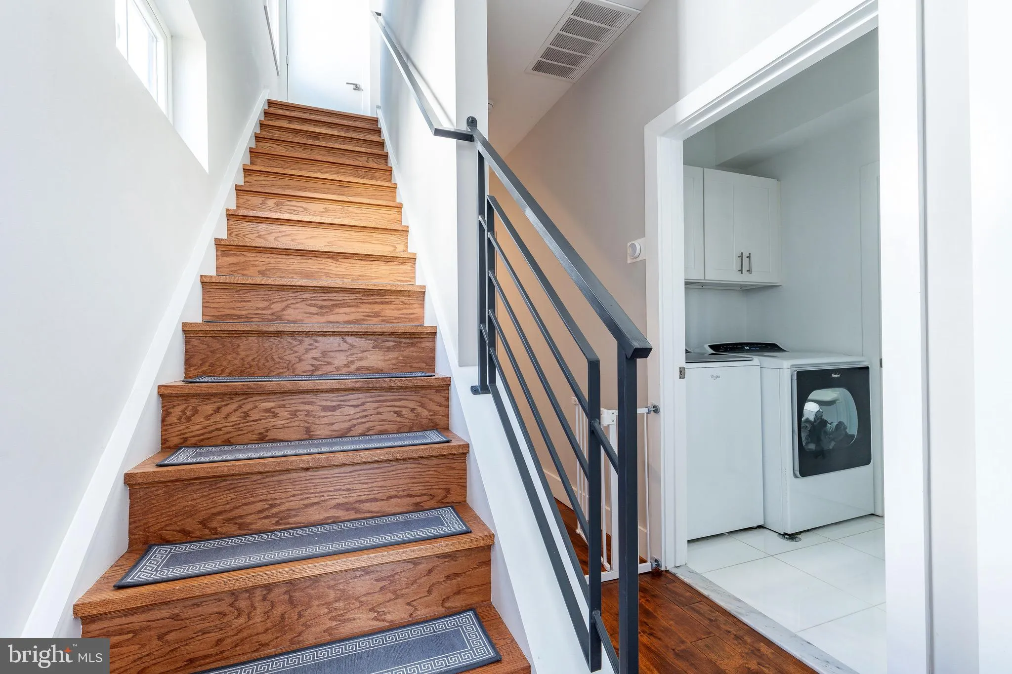 Philadelphia, Pennsylvania 19130, United States, 3 Bedrooms Bedrooms, ,4 BathroomsBathrooms,Residential,Contingent,184882