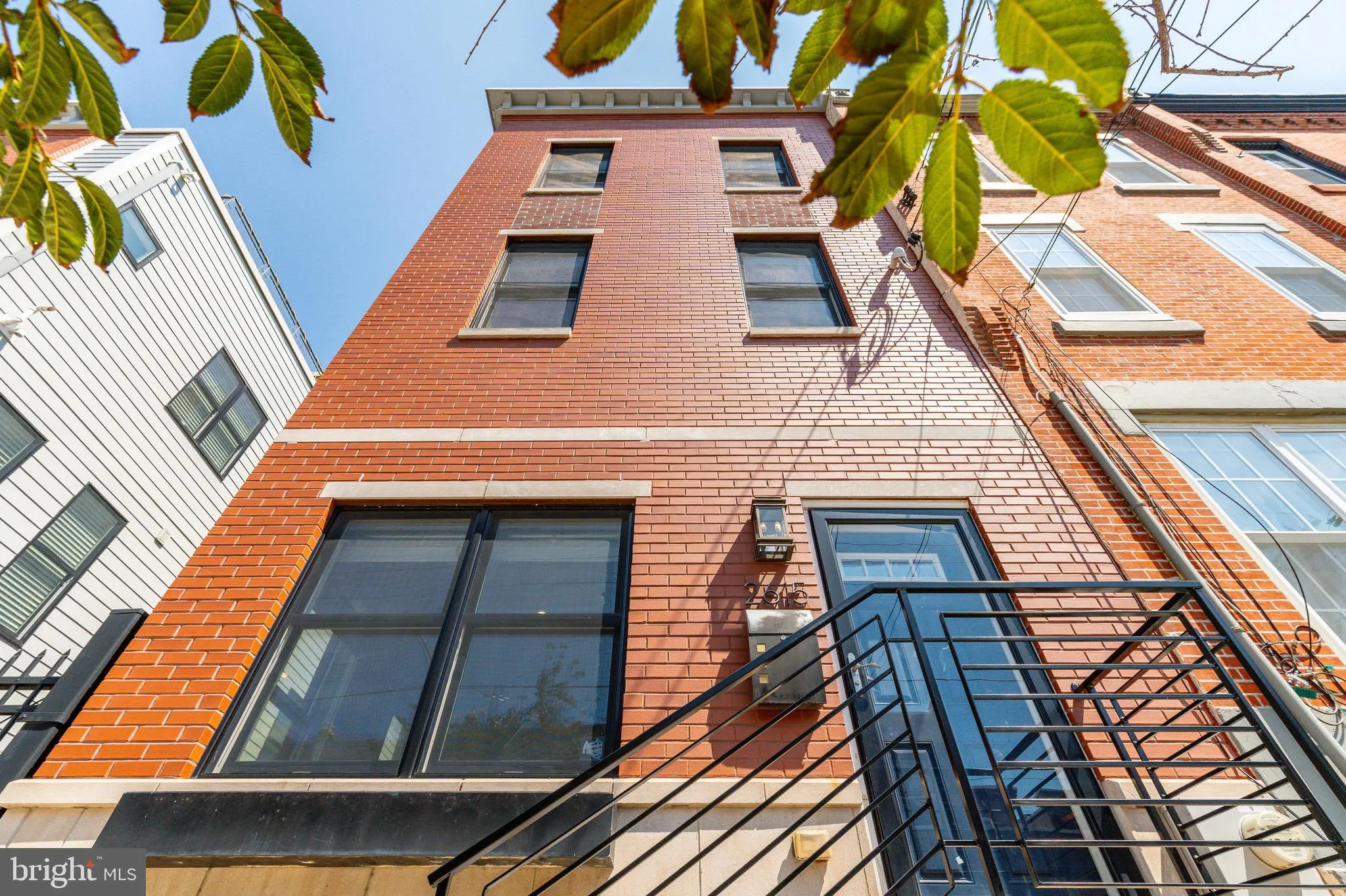 Philadelphia, Pennsylvania 19130, United States, 3 Bedrooms Bedrooms, ,4 BathroomsBathrooms,Residential,Contingent,184882