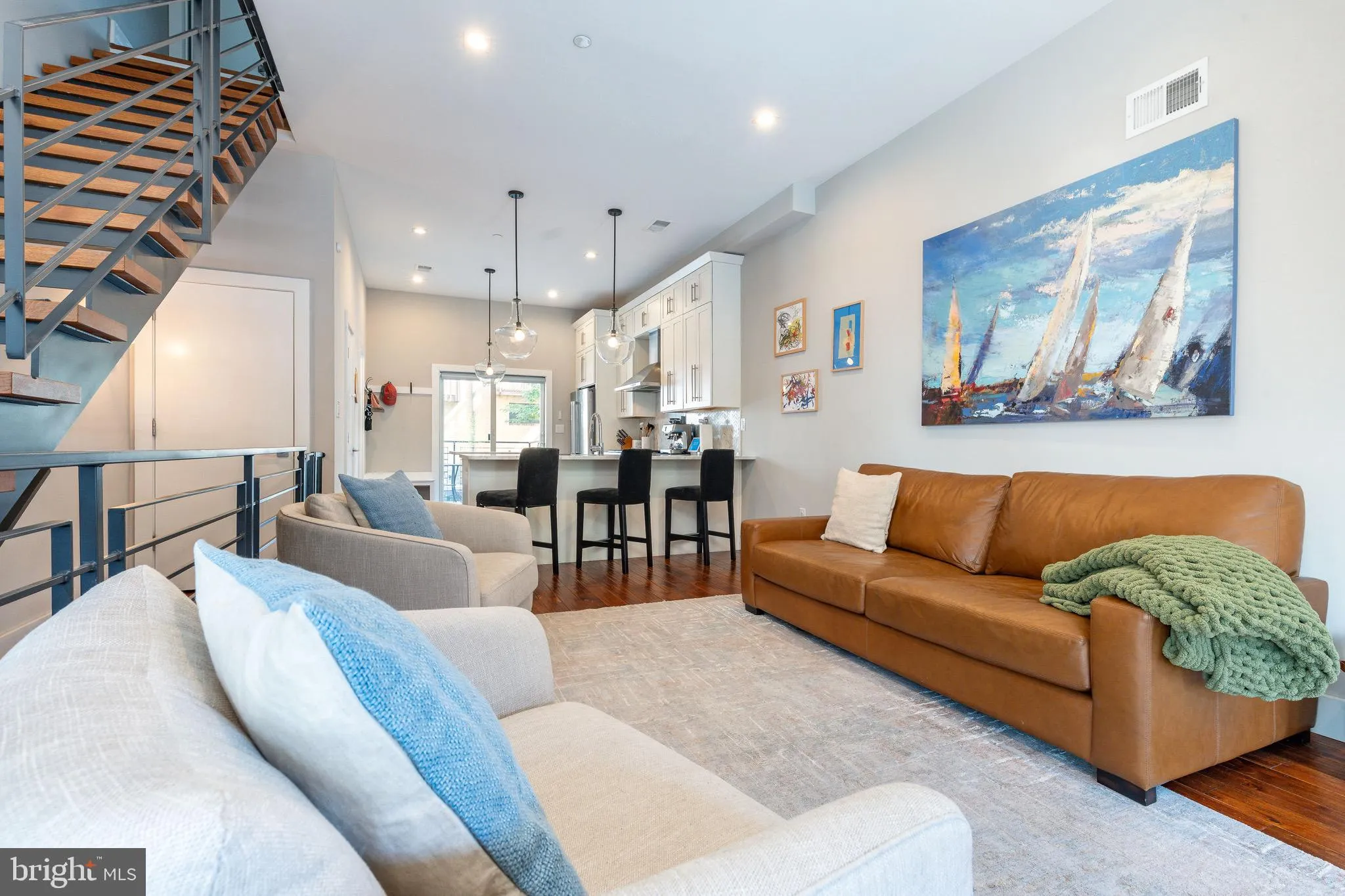 Philadelphia, Pennsylvania 19130, United States, 3 Bedrooms Bedrooms, ,4 BathroomsBathrooms,Residential,Contingent,184882