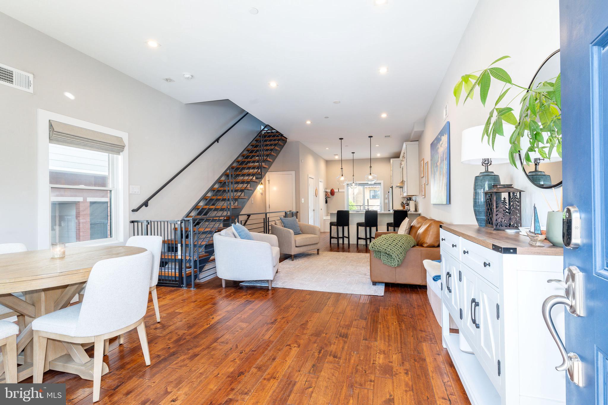 ART MUSEUM AREA - Residential