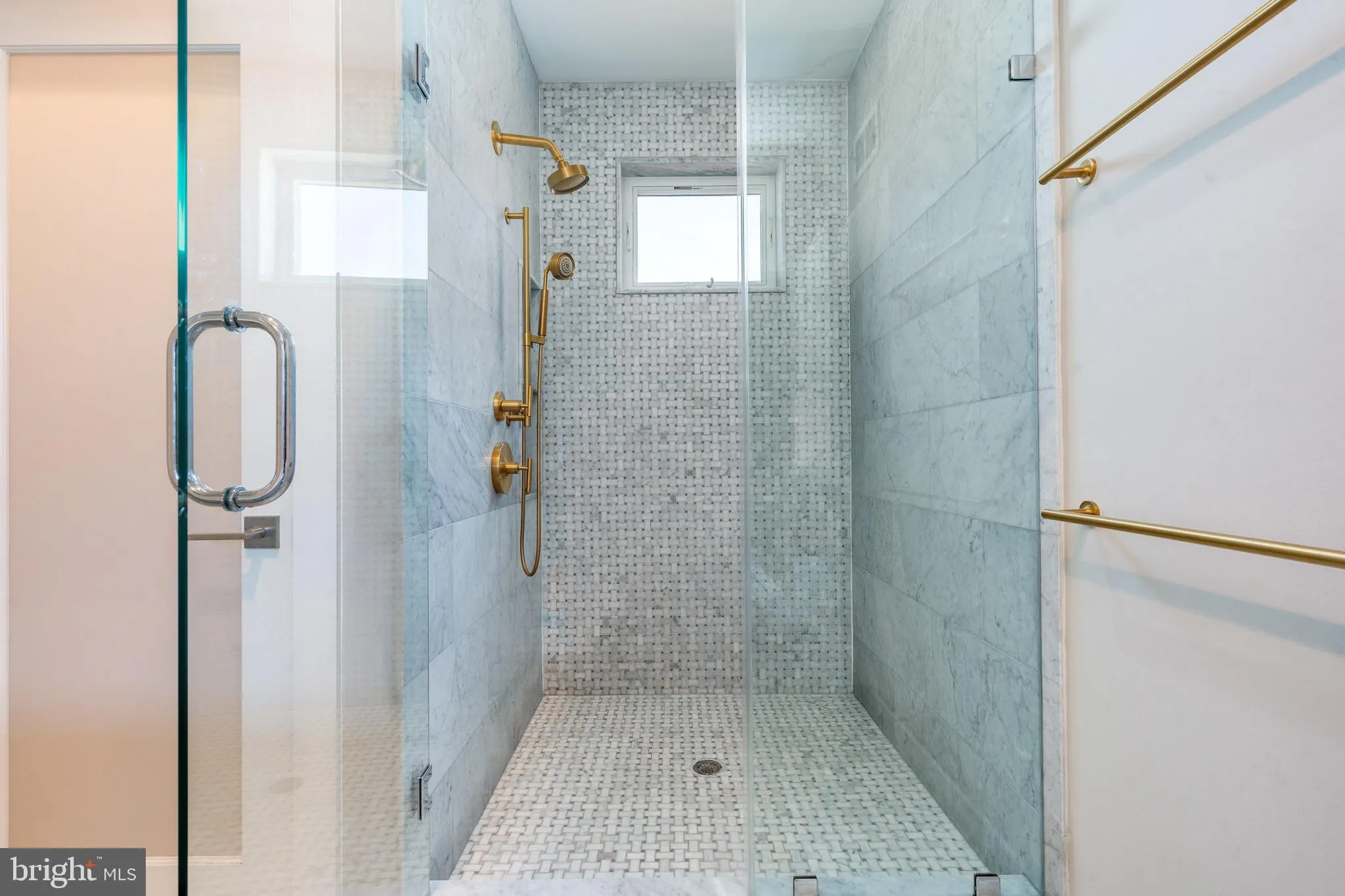 Philadelphia, Pennsylvania 19130, United States, 3 Bedrooms Bedrooms, ,4 BathroomsBathrooms,Residential,Contingent,184882