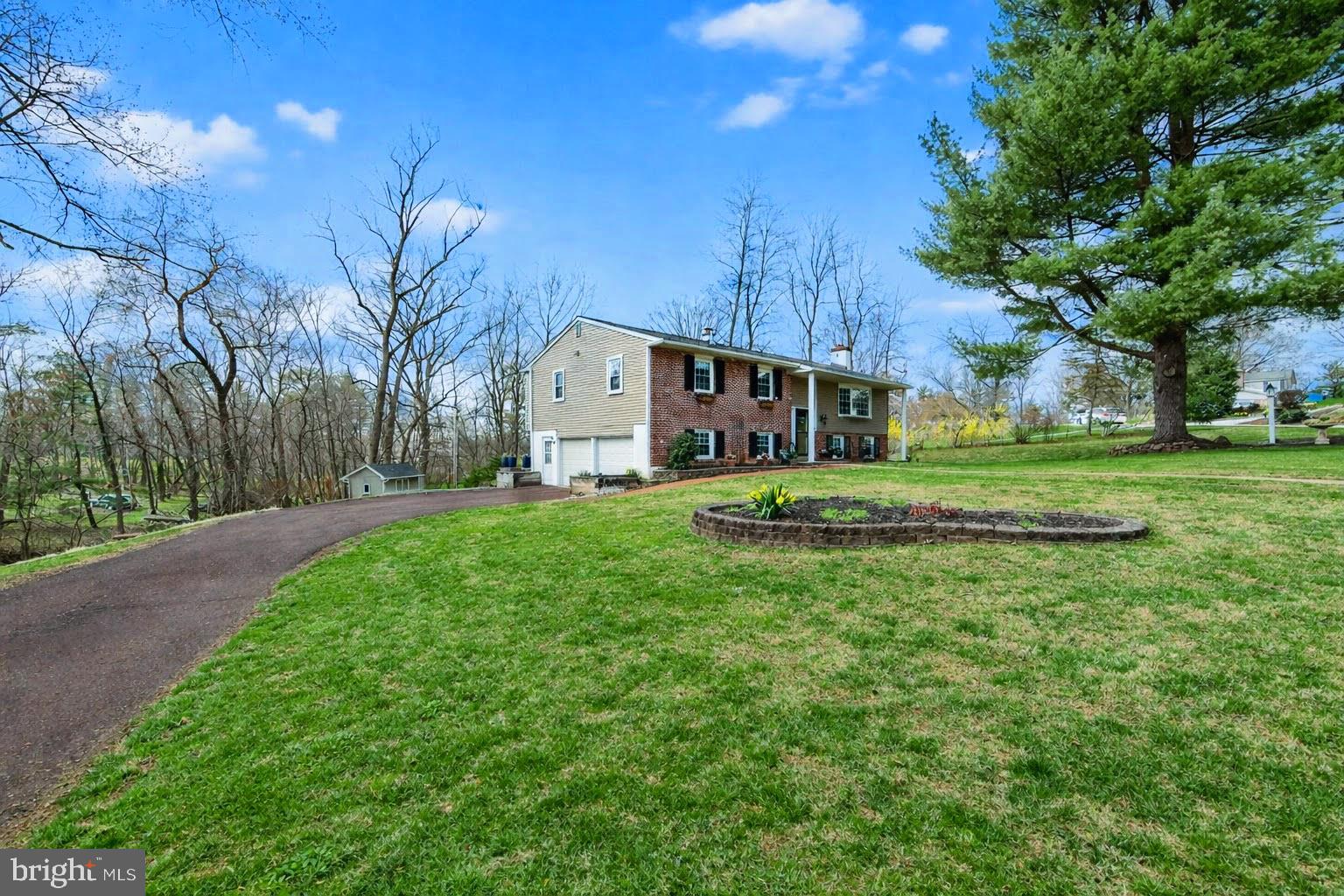 88 S FORGE MANOR DRIVE