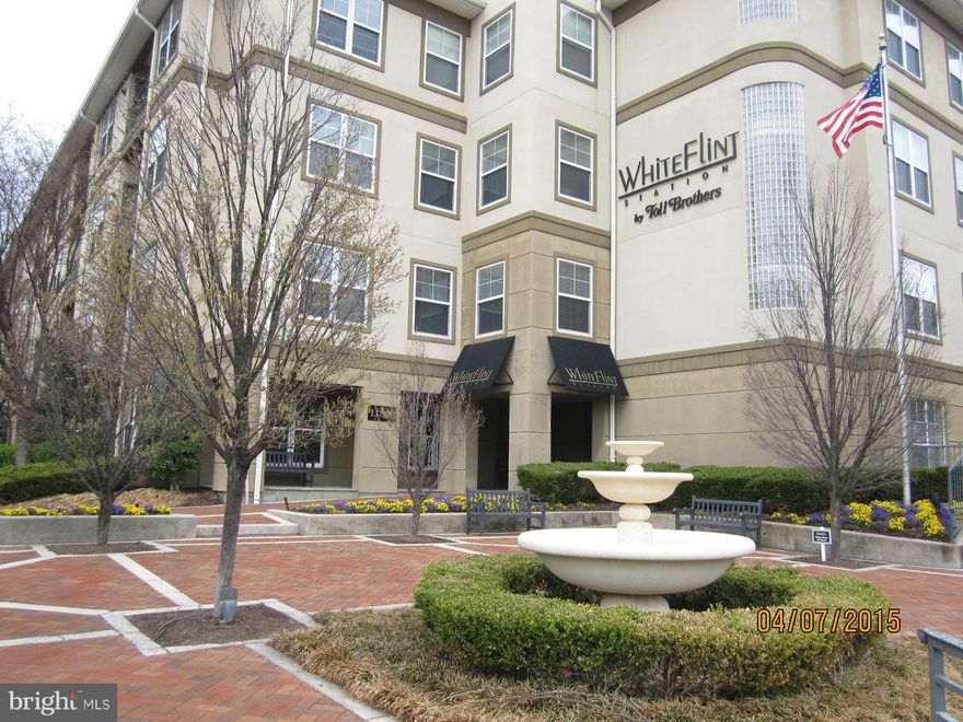 Luxurious unit in garden style community just 3 blocks of Metro, 24 hrs Harris Teeter/Pharmacy/Starbucks, restaurants, theater, shopping and minutes from Bethesda, NIH, DC, and Rockville. Unit offers H/W flrs, berber carpet in BR, granite counters, SS apps, soaking tub, full size W/D and balcony overseeing the plush courtyard/Picnic area. Concierge, pool, fitness center, Party Rm , business ctr.