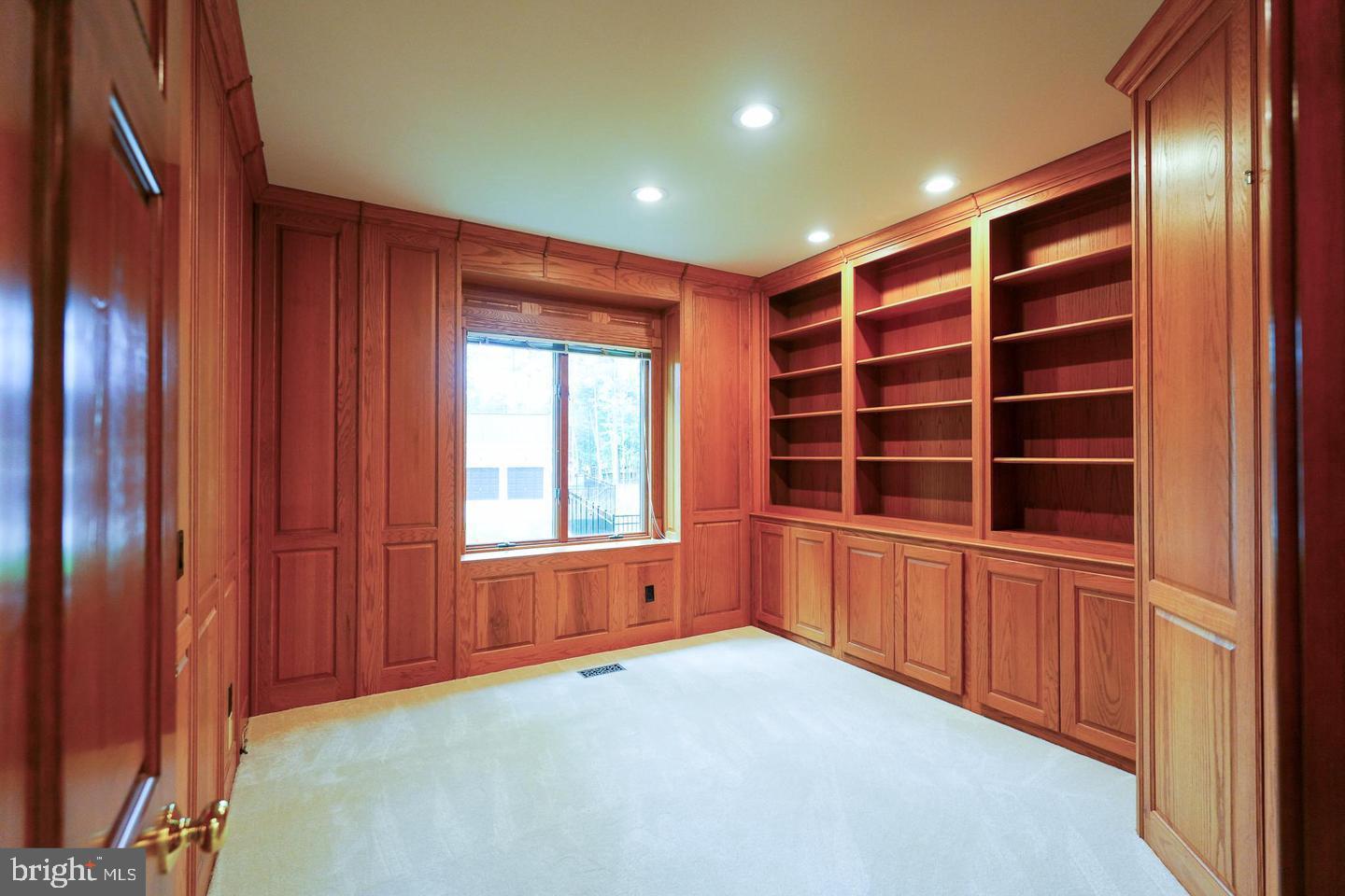 FAWN LAKE - Residential