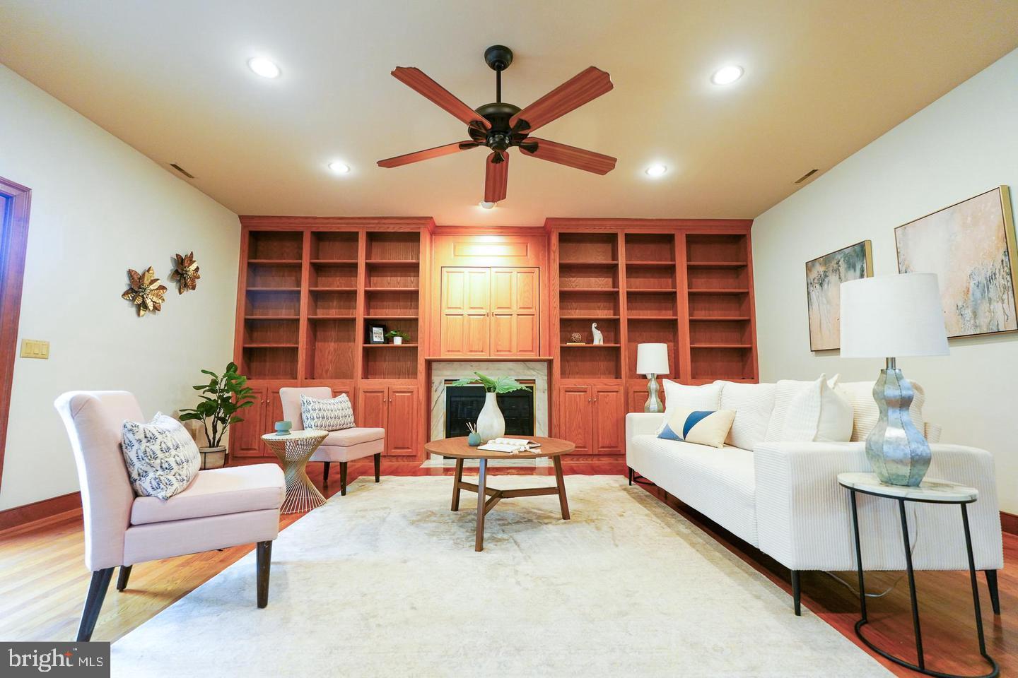 FAWN LAKE - Residential