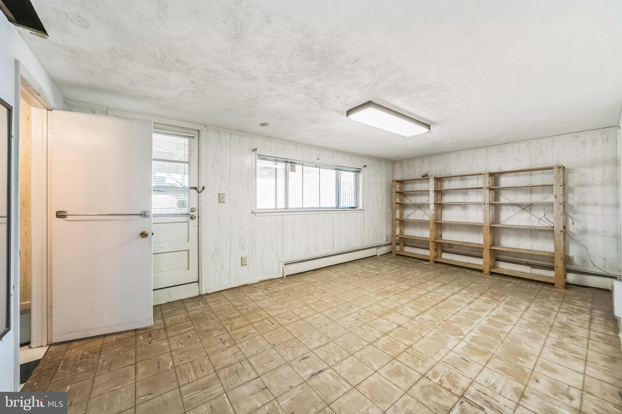 WILLBOURNE ACRES - Residential