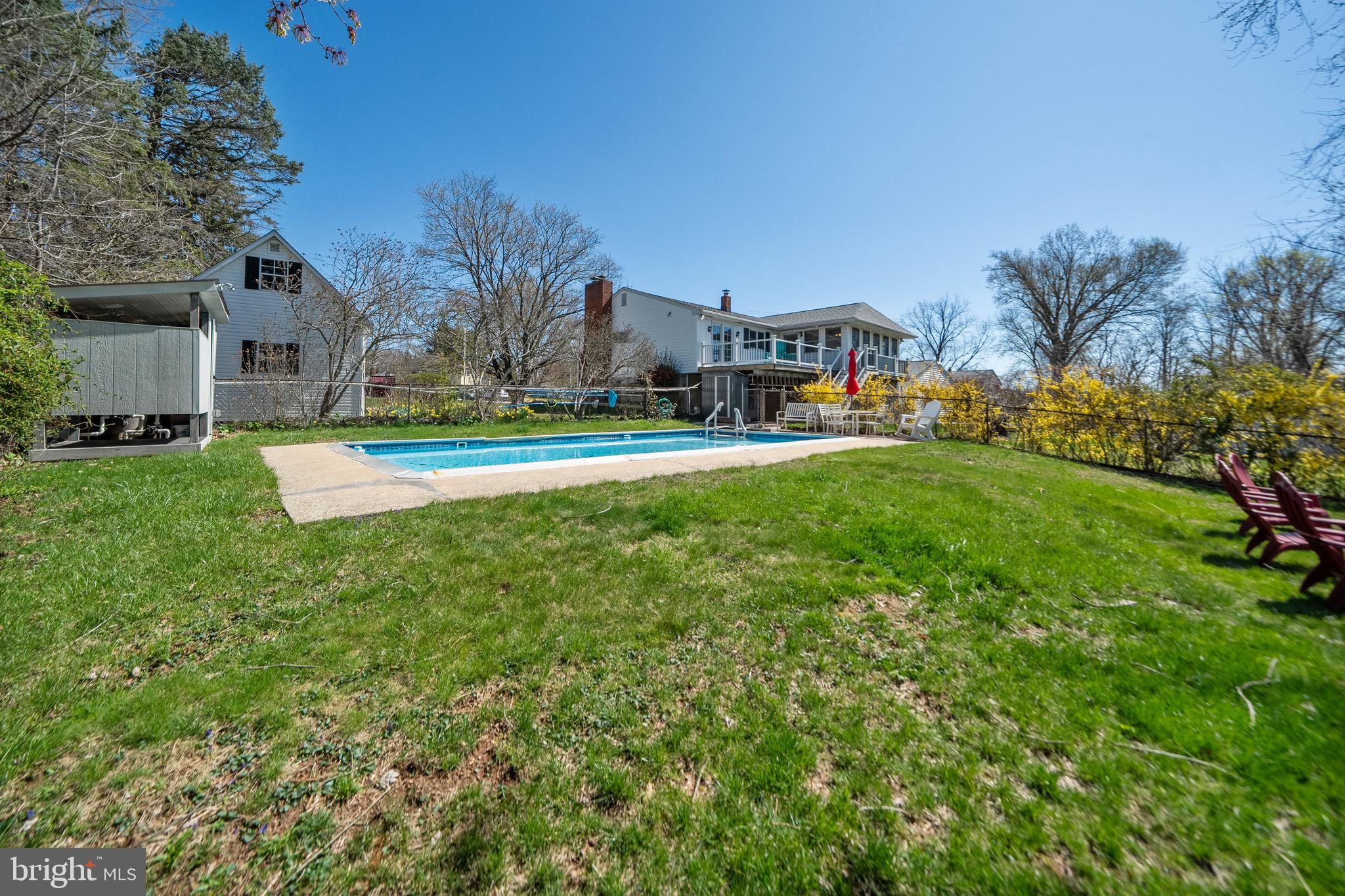 WILLBOURNE ACRES - Residential