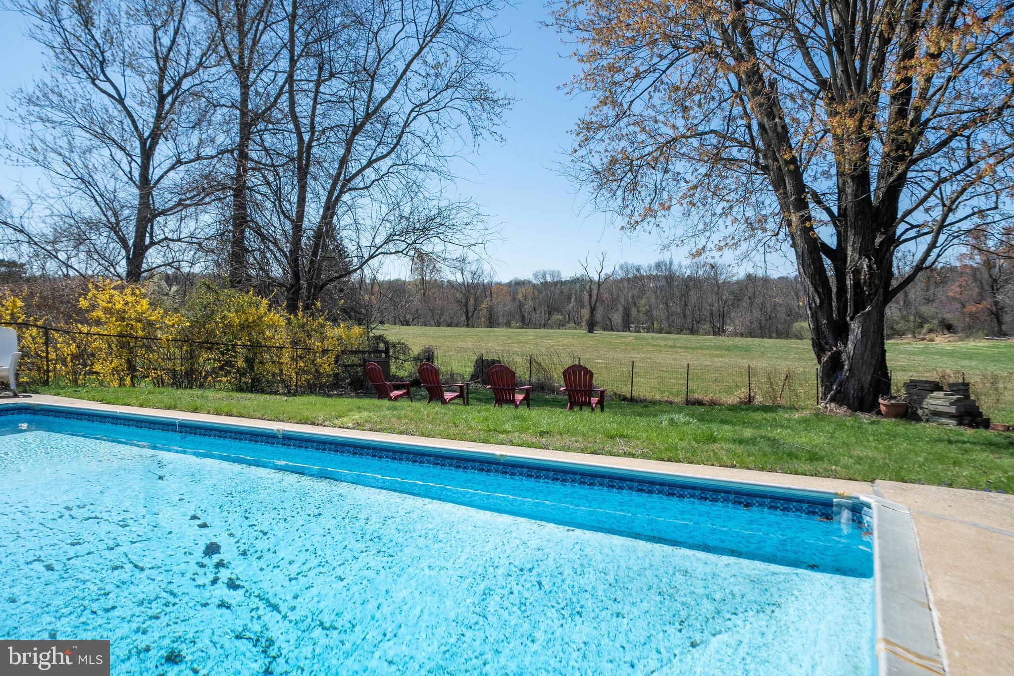 WILLBOURNE ACRES - Residential