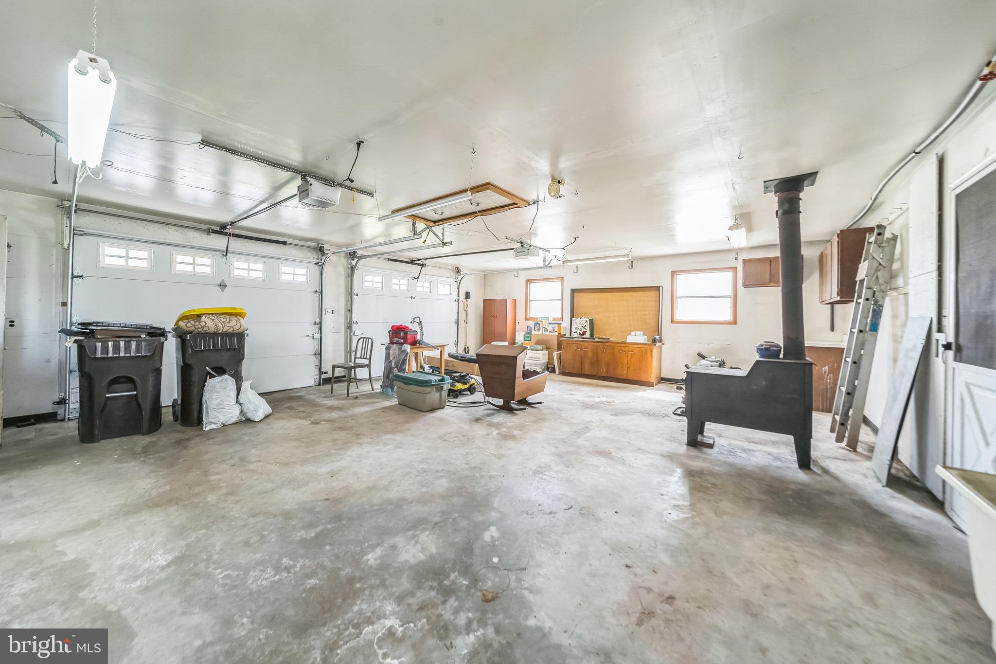 WILLBOURNE ACRES - Residential