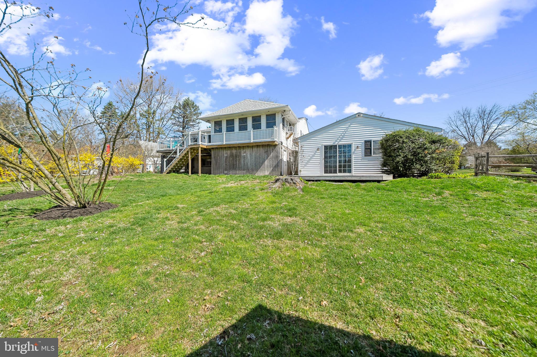 WILLBOURNE ACRES - Residential