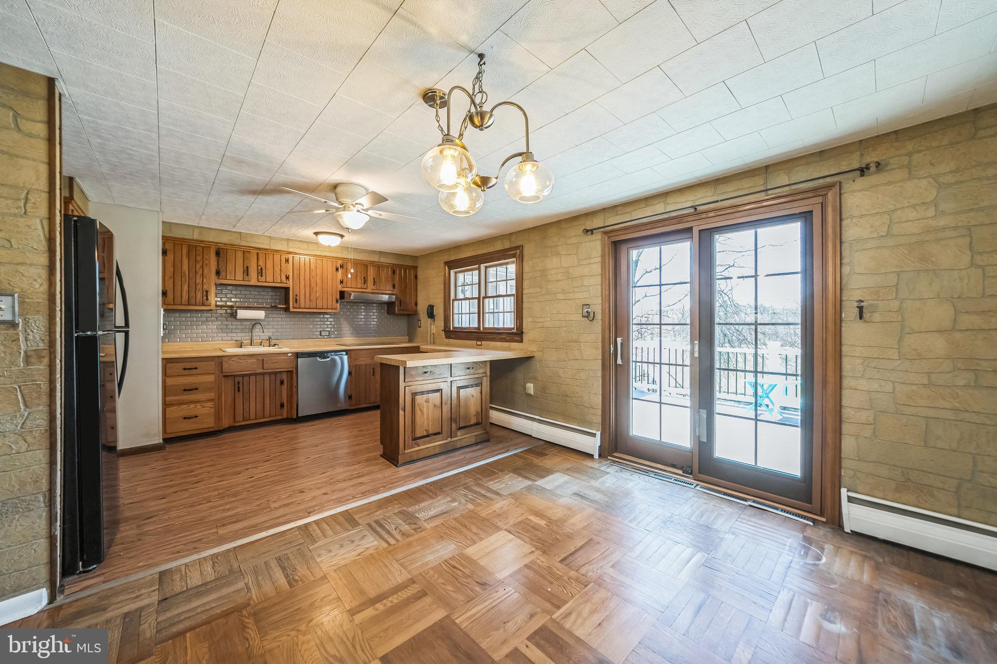 WILLBOURNE ACRES - Residential