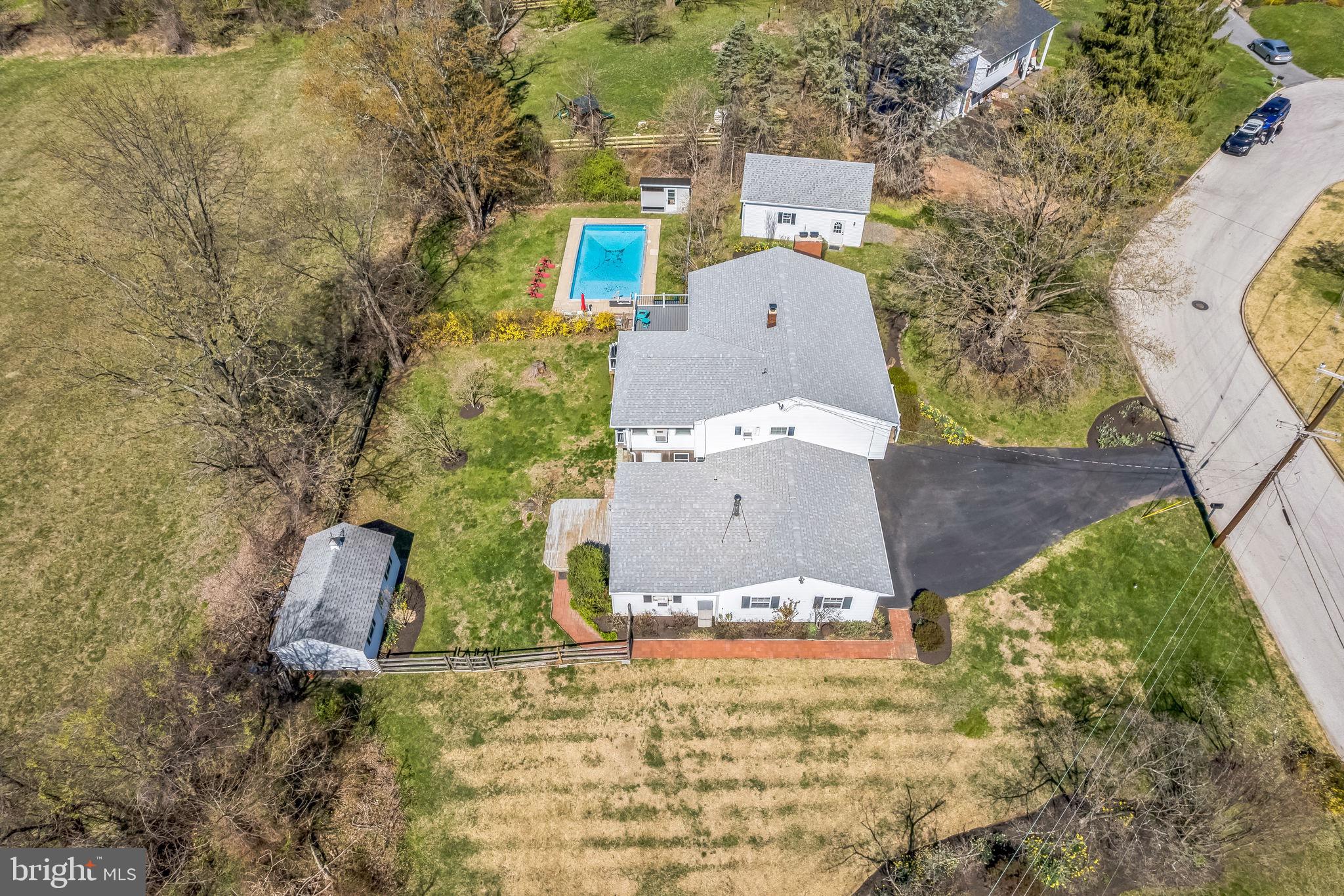 WILLBOURNE ACRES - Residential